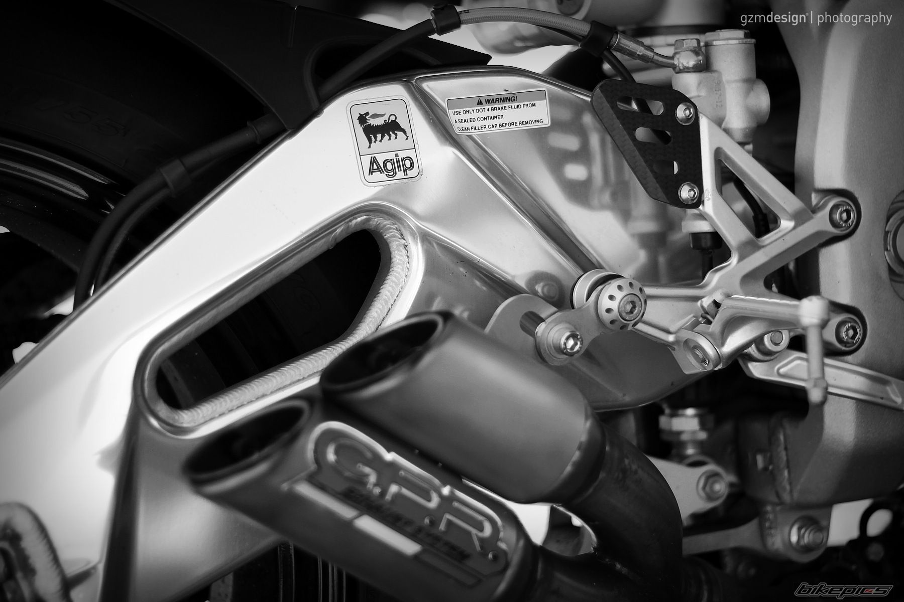 2011 APRILIA RSV4 | Picture 2538076 motorcycle photo