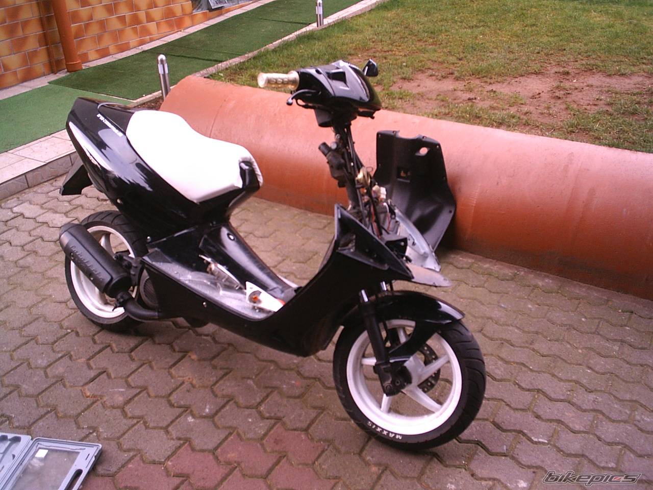 1993 APRILIA SR 50 | Picture 253827 motorcycle photo