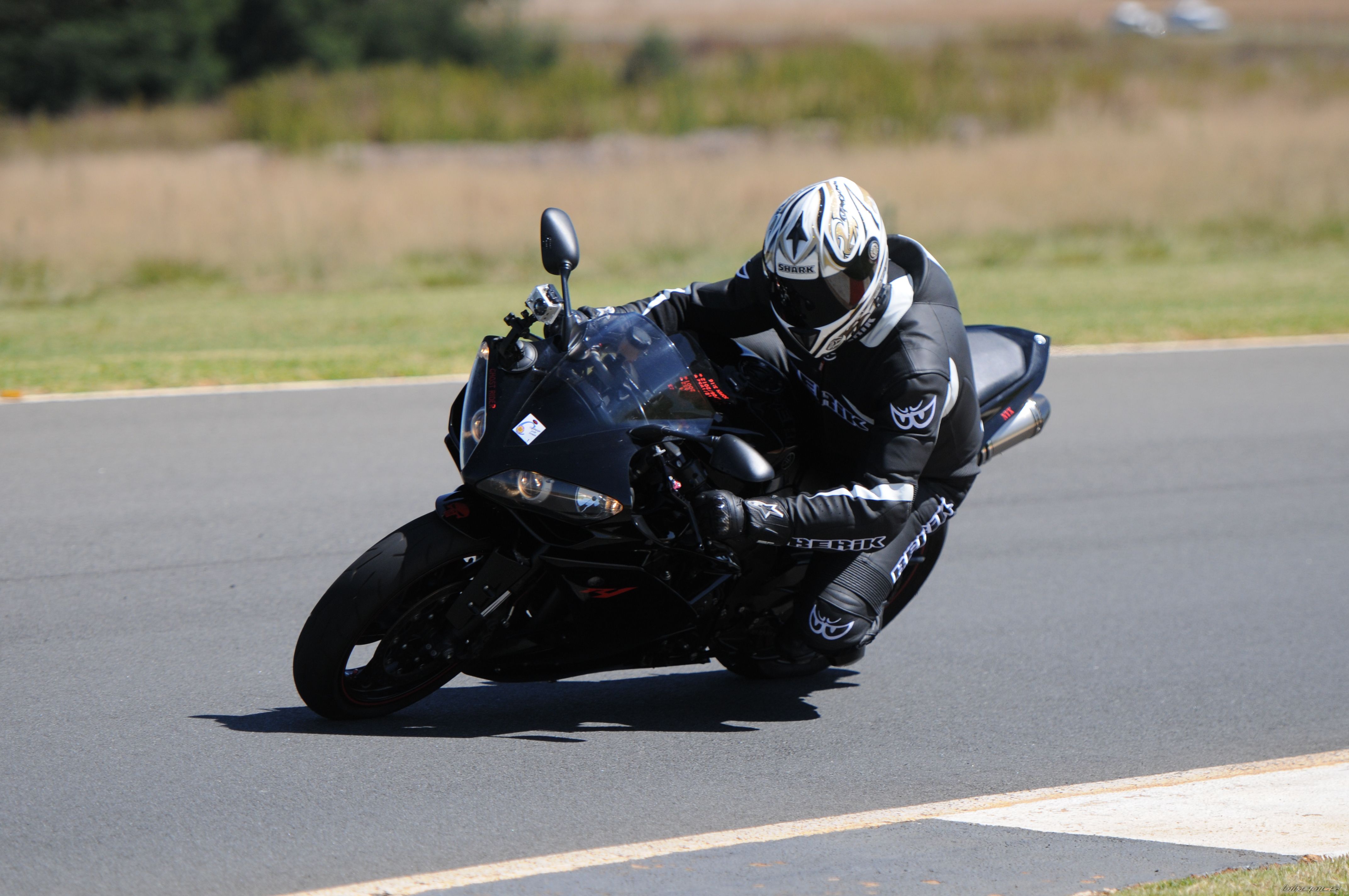 2007 YAMAHA YZF R1 | Picture 2539478 motorcycle photo