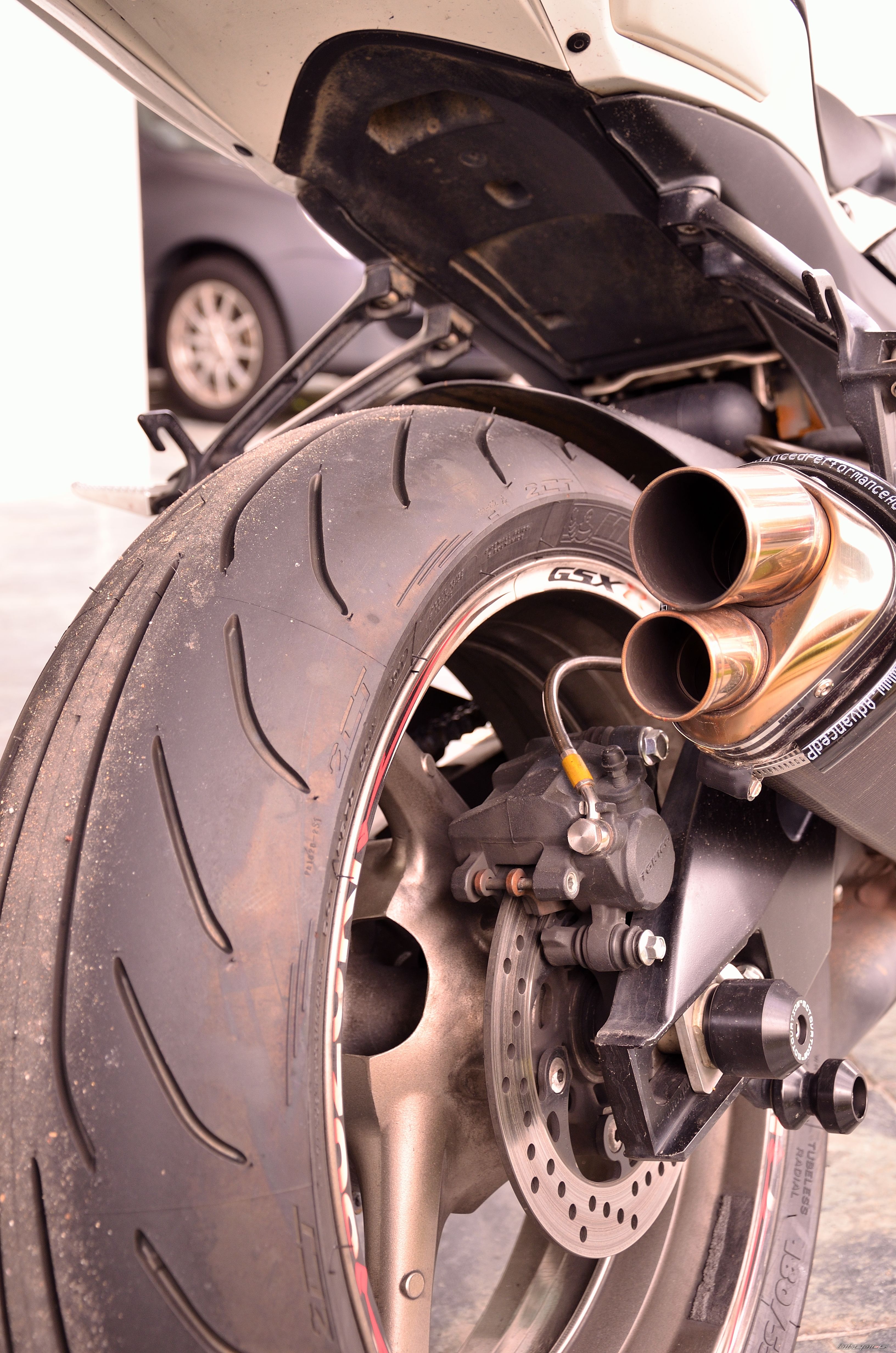 2011 HONDA CB400 REVO | Picture 2539894 motorcycle photo