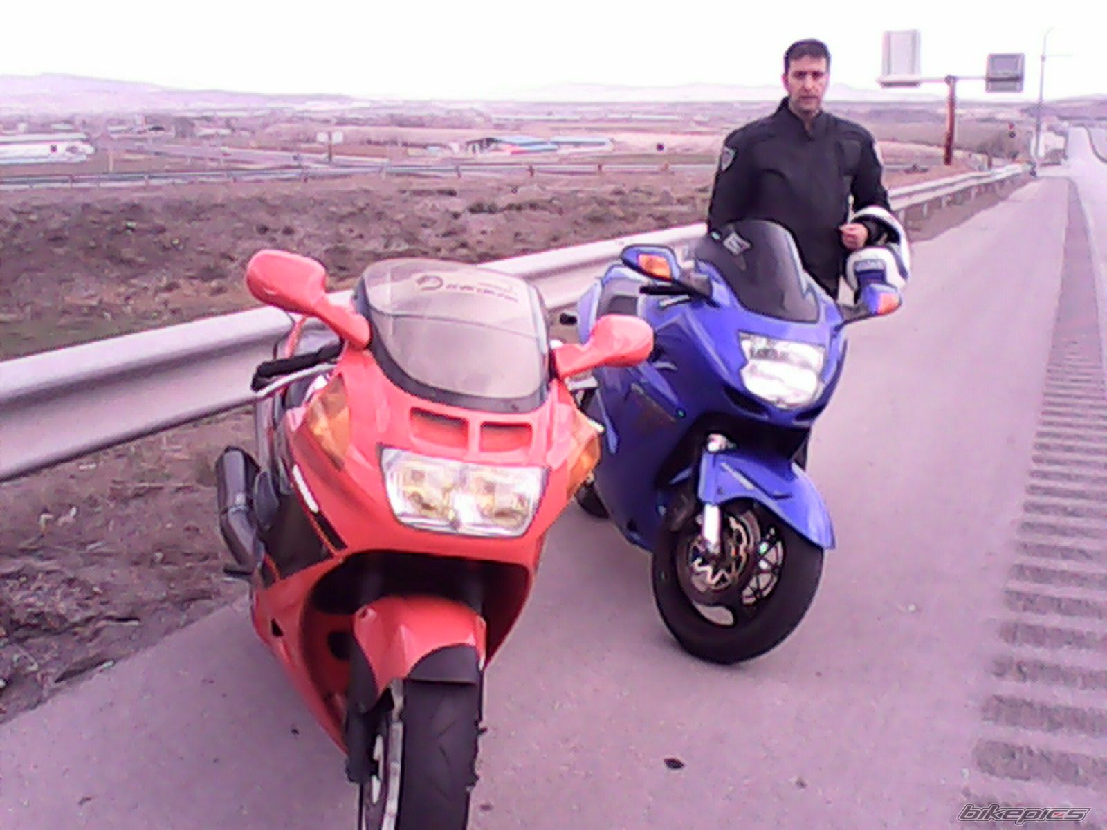 2012 HONDA CBR1100XX SUPER BLACKBIRD | Picture 2541380 motorcycle photo