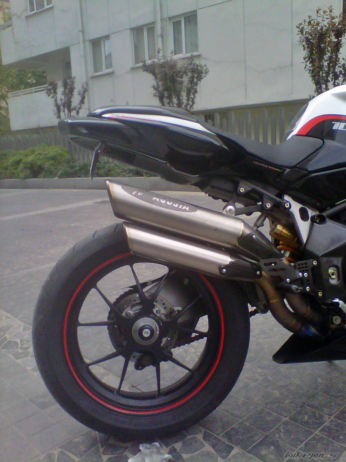 2009 MV AGUSTA BRUTALE 1078RR | Picture 2541587 motorcycle photo