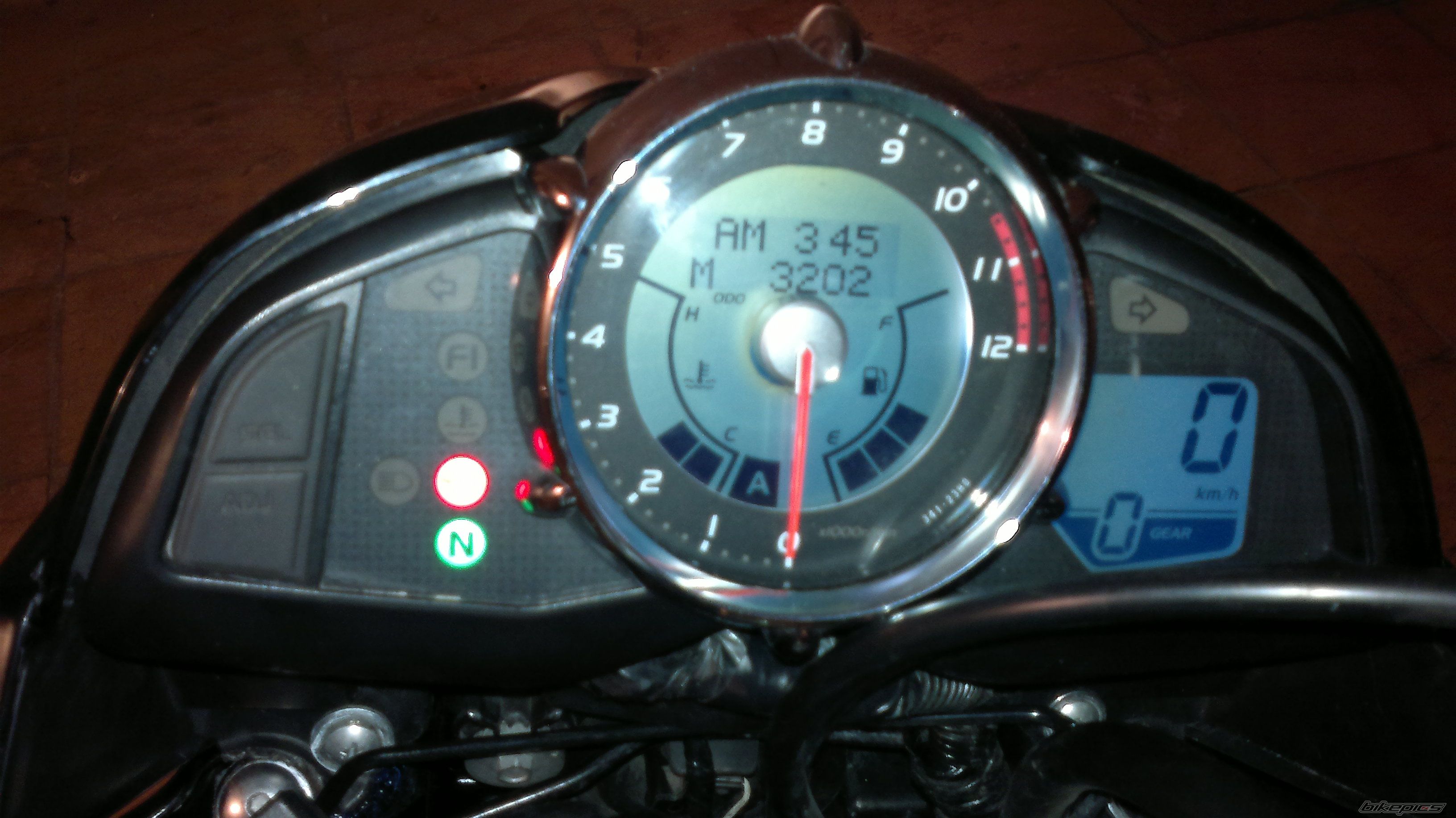 2013 SUZUKI B KING | Picture 2541728 motorcycle photo