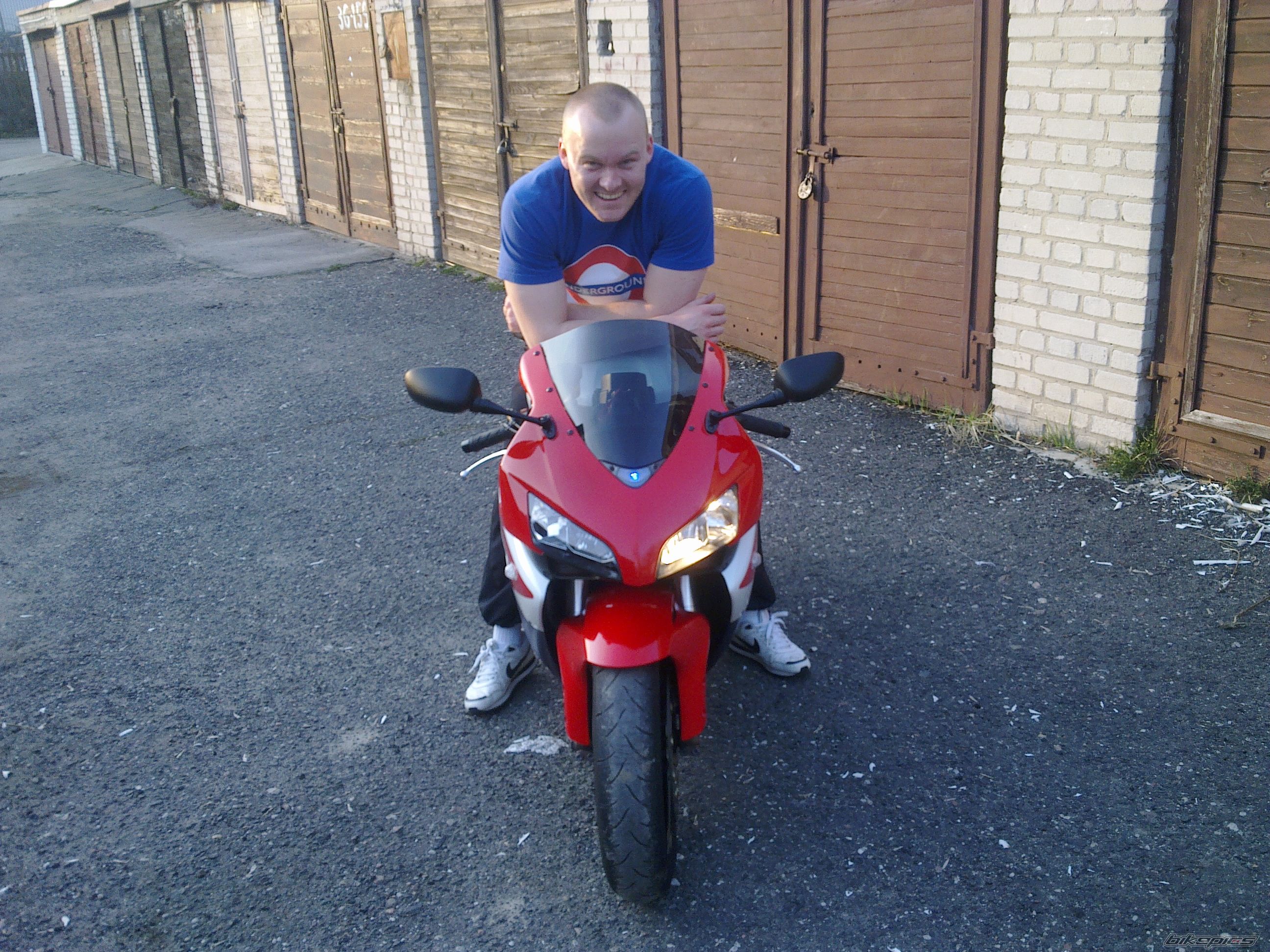 2004 HONDA CBR 1000  RR | Picture 2543436 motorcycle photo