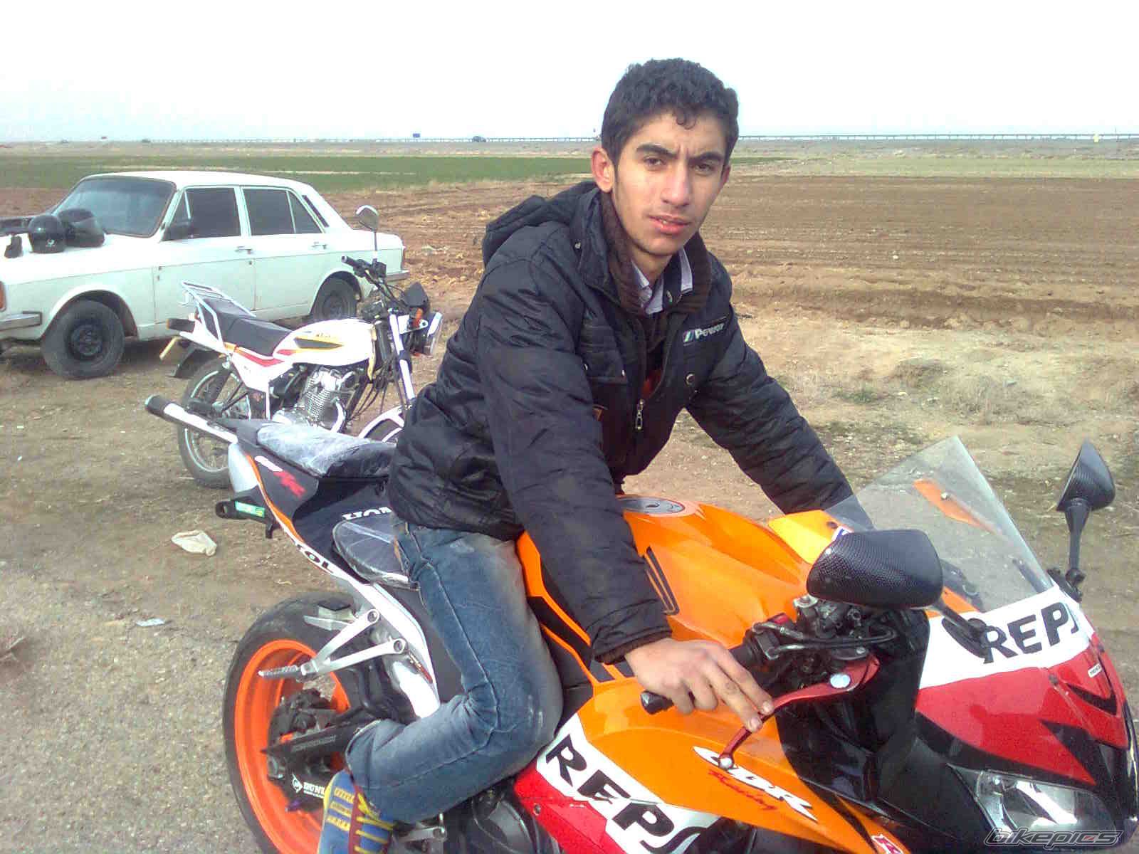 2011 HONDA CBR1000 | Picture 2545781 motorcycle photo