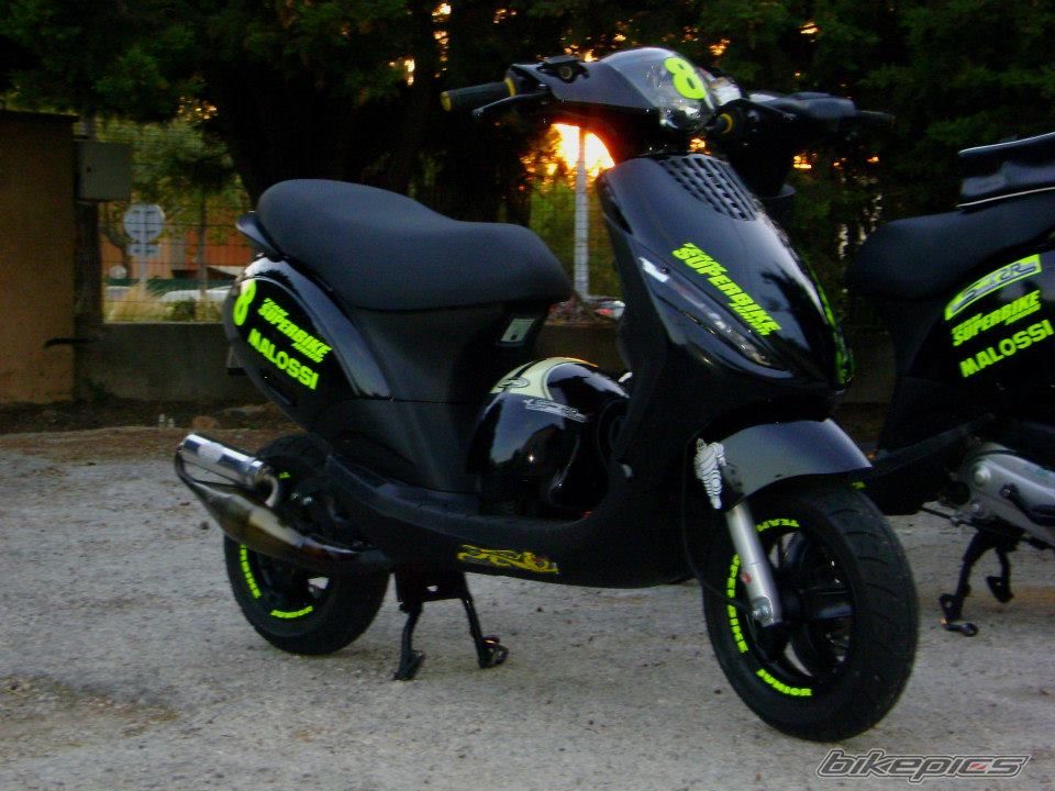 2012 PIAGGIO ZIP | Picture 2546646 motorcycle photo