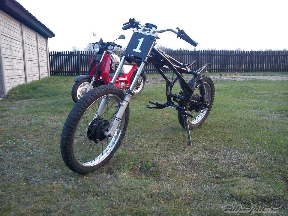 2012 HONDA MT 8 | Picture 2546837 motorcycle photo