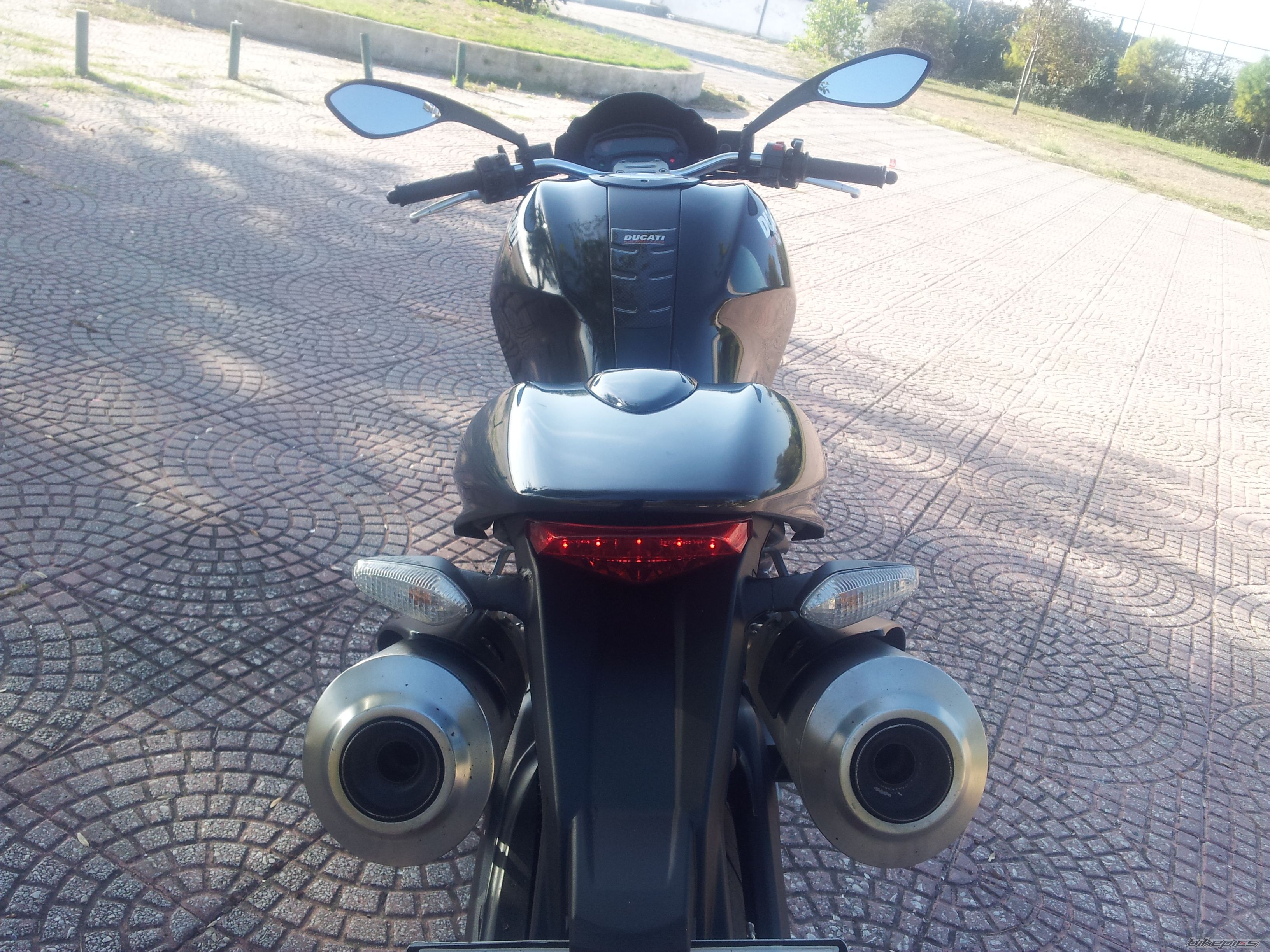 2010 DUCATI MONSTER 696 | Picture 2547153 motorcycle photo