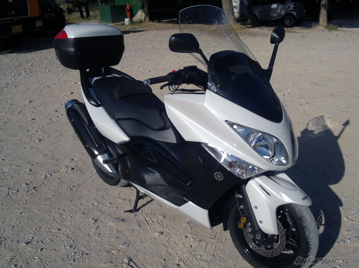 2011 YAMAHA TMAX 500 | Picture 2548260 motorcycle photo