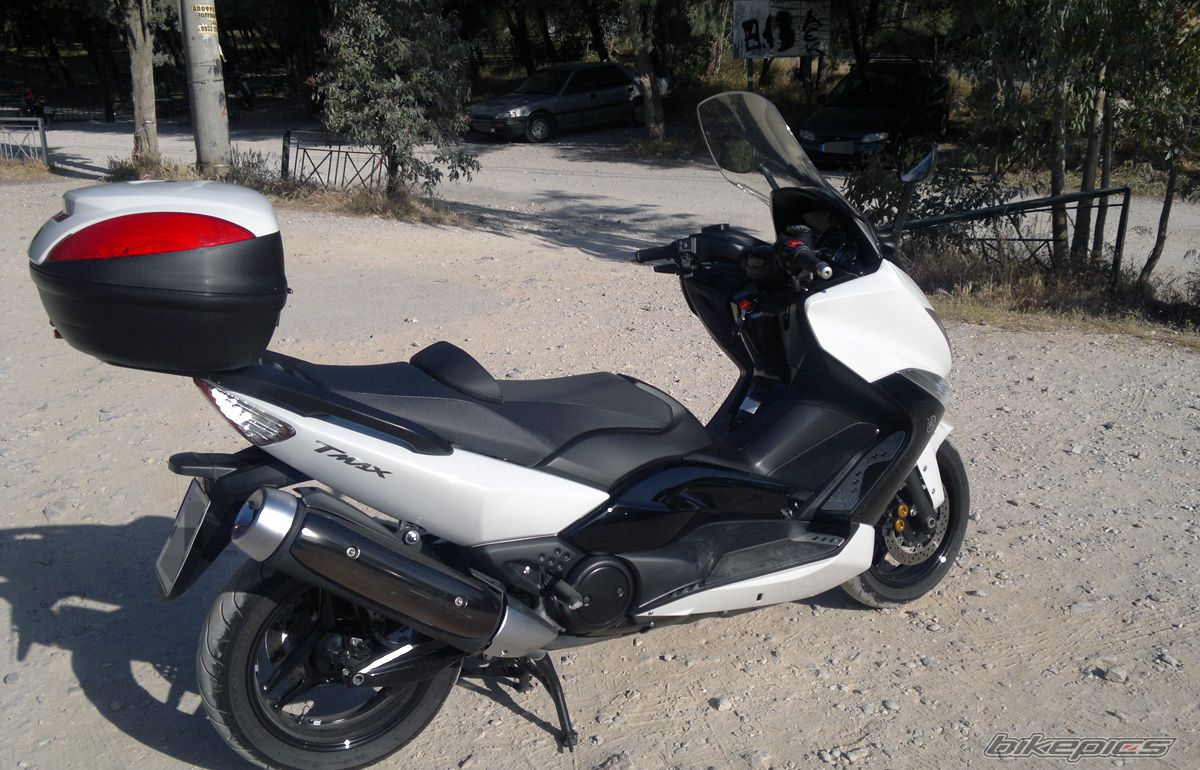 2011 YAMAHA TMAX 500 | Picture 2548263 motorcycle photo