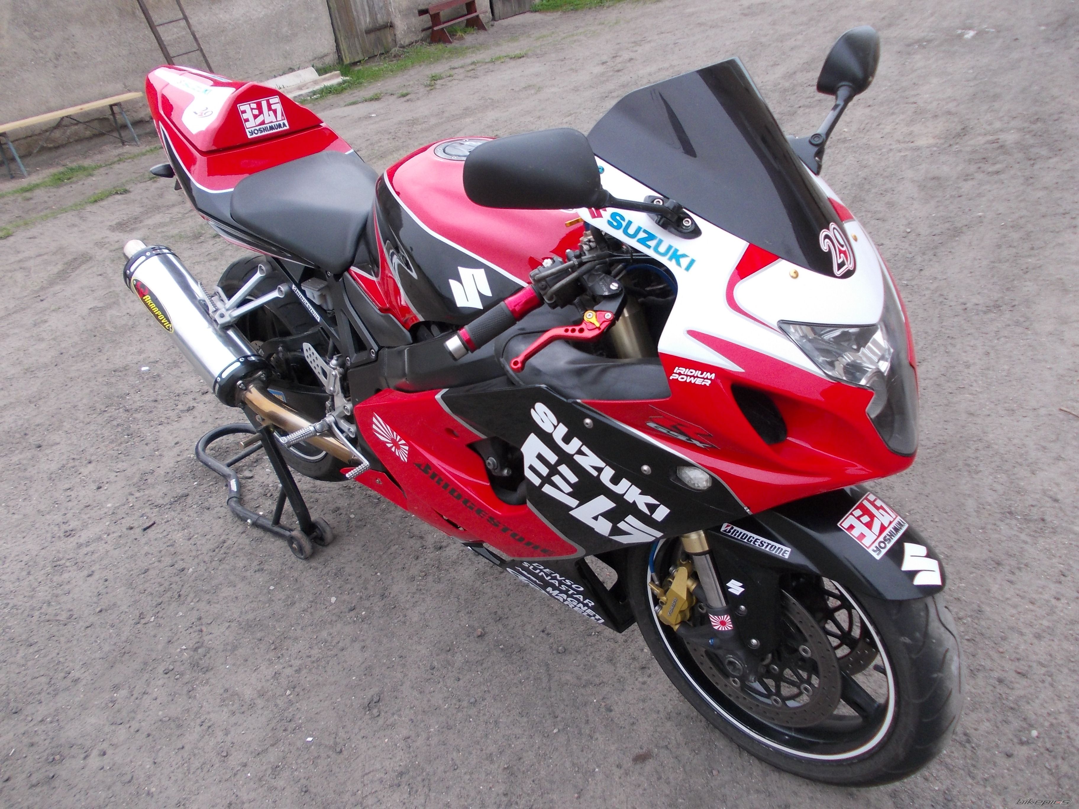 2004 SUZUKI GSX R 600 | Picture 2548588 motorcycle photo