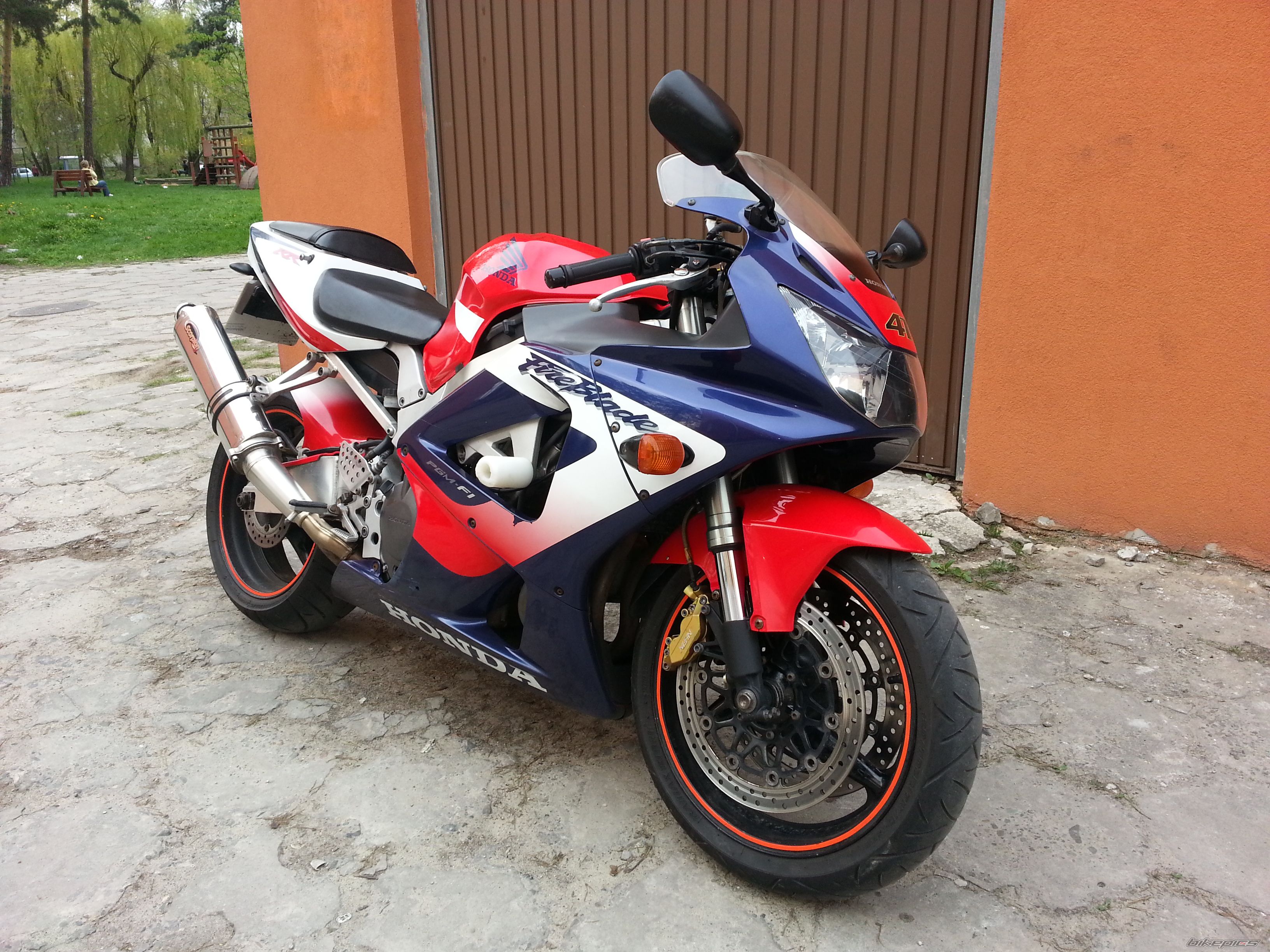 2000 HONDA CBR 929RR FIREBLADE | Picture 2548614 motorcycle photo