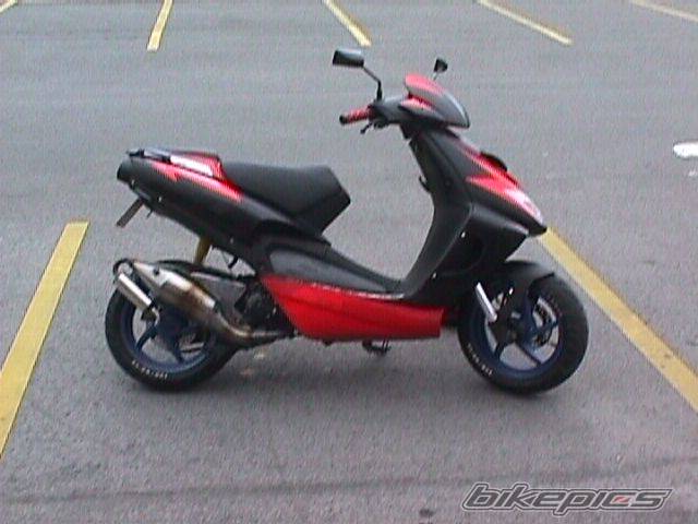 2002 APRILIA SR 50 | Picture 25493 motorcycle photo
