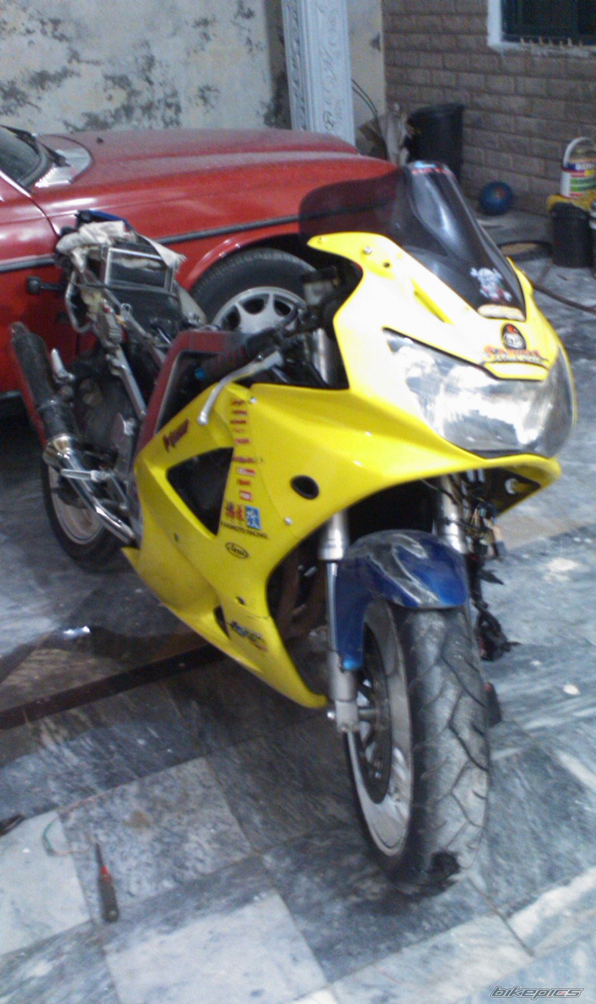 1995 SUZUKI GSX R 400 | Picture 2551794 motorcycle photo