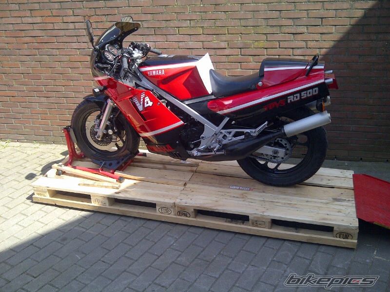 1988 YAMAHA RD 500 | Picture 2551875 motorcycle photo