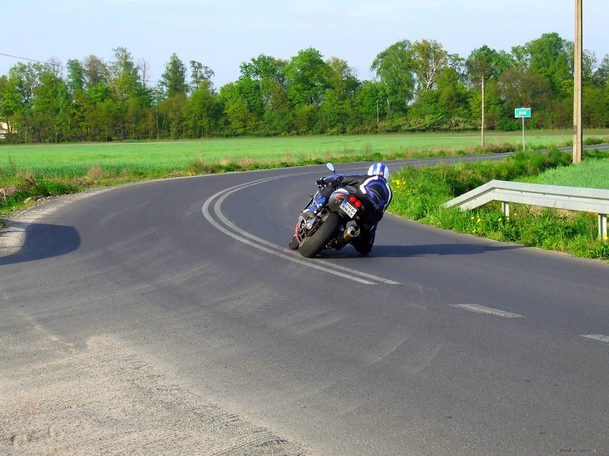 2002 APRILIA RSV 1000 MILLE | Picture 2552066 motorcycle photo