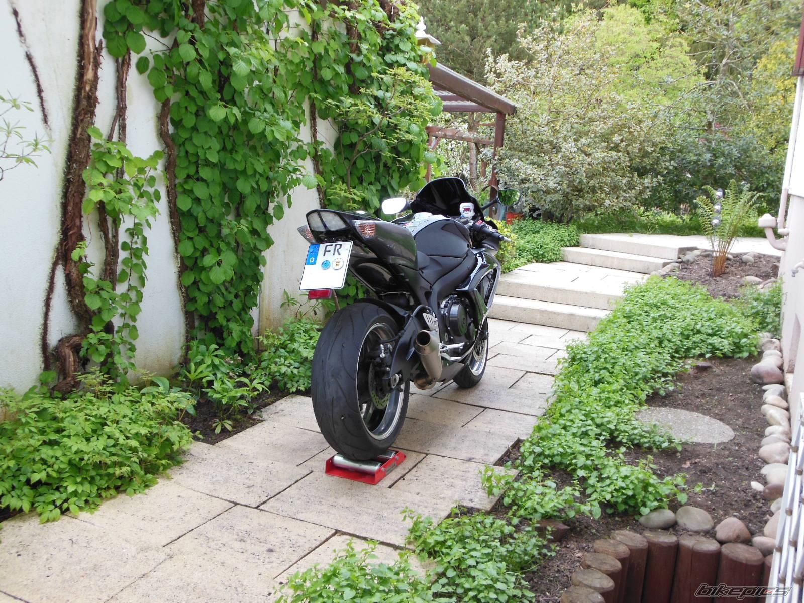 2006 SUZUKI GSX R 600 | Picture 2552446 motorcycle photo