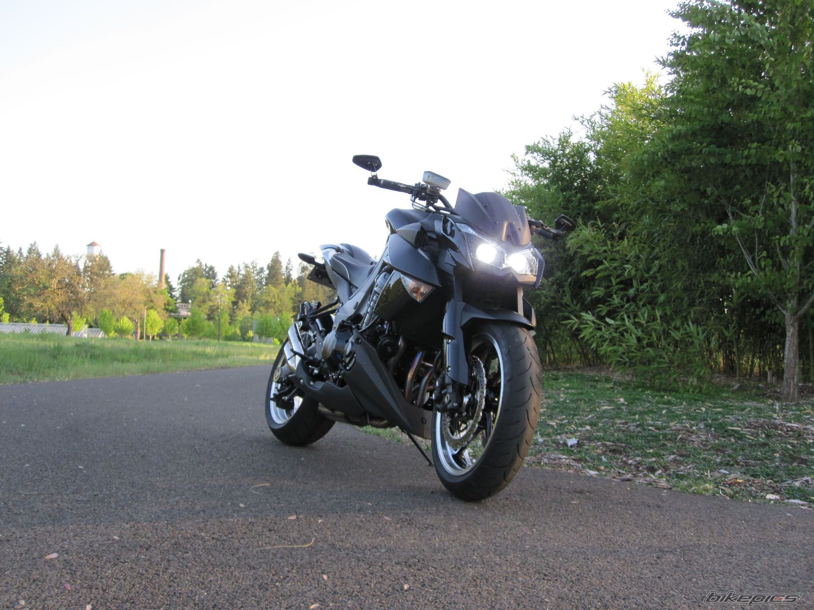 2010 KAWASAKI Z1000 | Picture 2552500 motorcycle photo