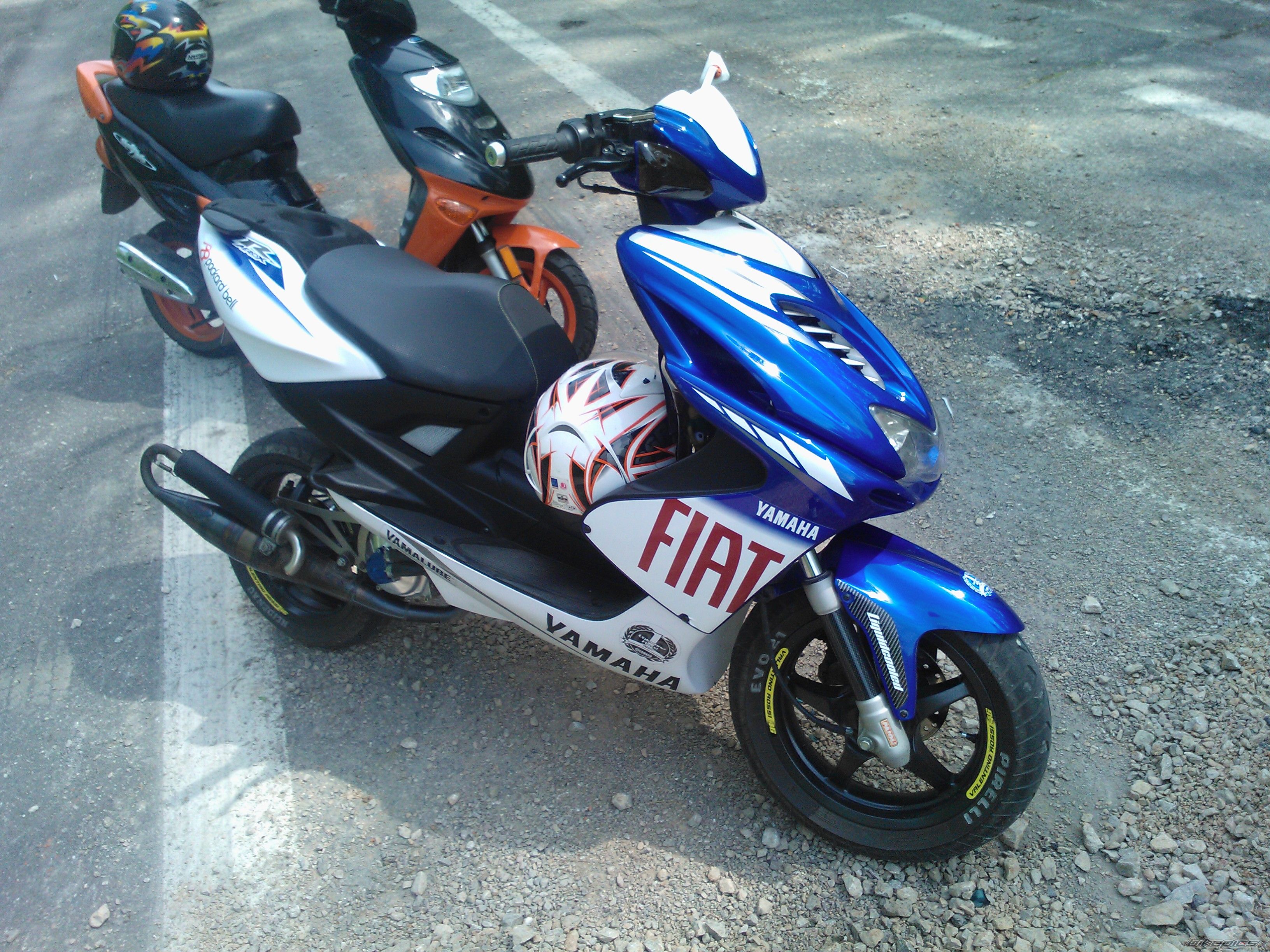 2010 YAMAHA AEROX 50 | Picture 2553750 motorcycle photo