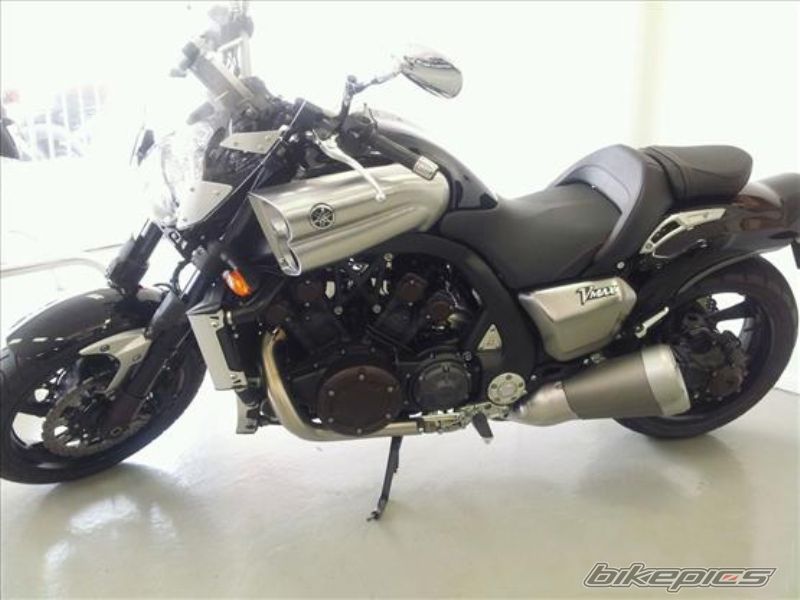 2009 YAMAHA VMAX 1700 | Picture 2555092 motorcycle photo