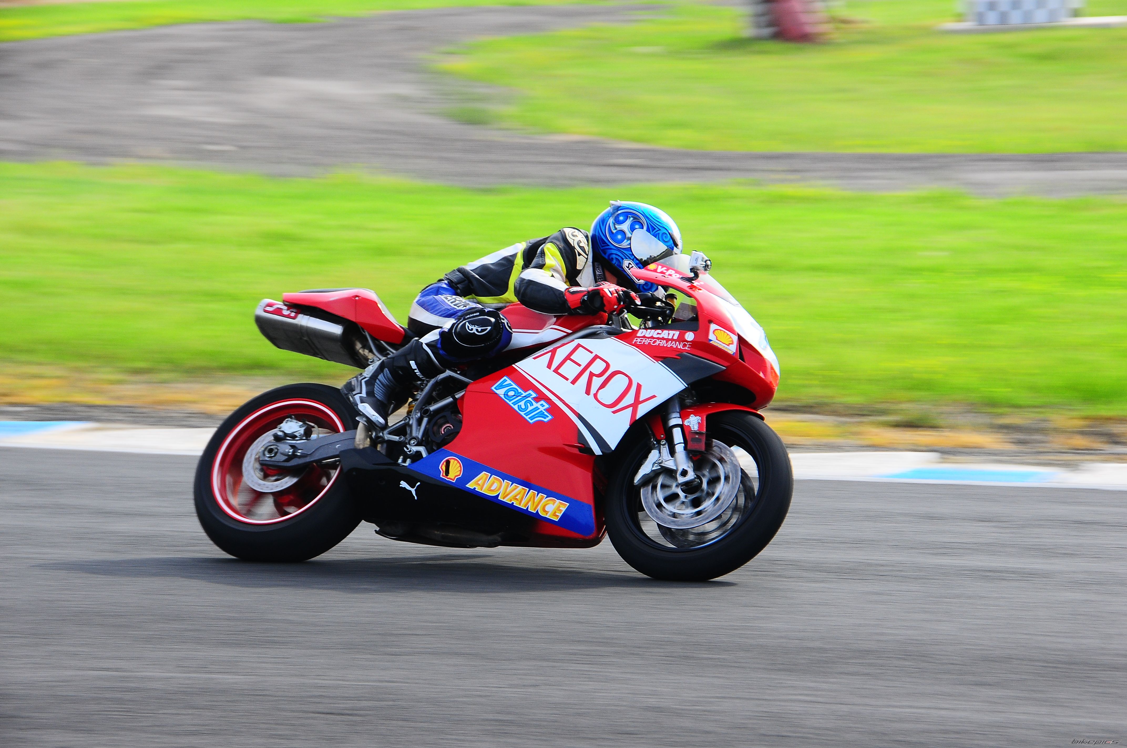 2004 DUCATI 749 | Picture 2555164 motorcycle photo