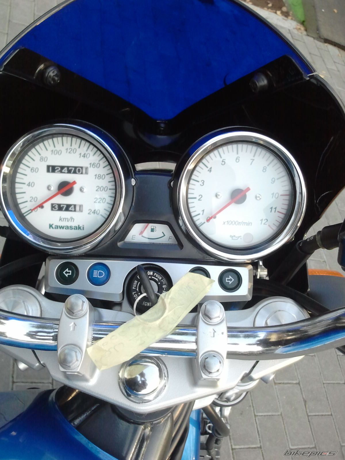 2000 KAWASAKI ZR 7 | Picture 2555324 motorcycle photo