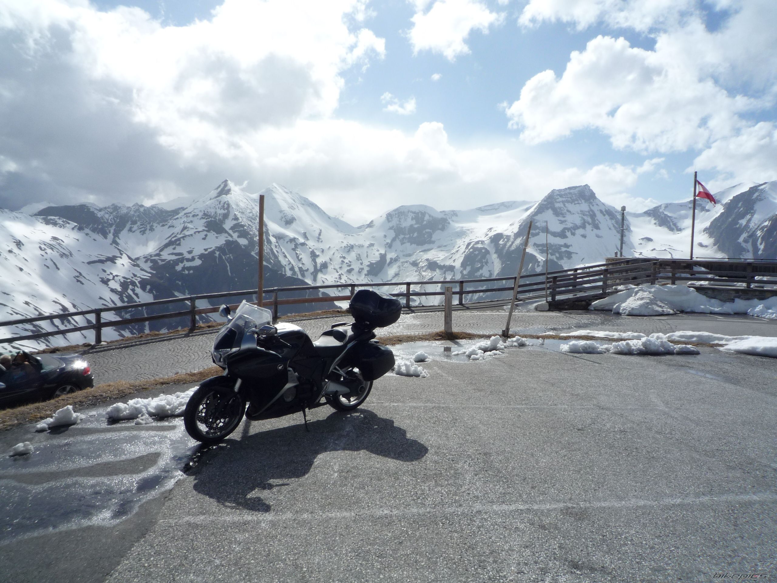 2012 HONDA VFR 1200 | Picture 2556695 motorcycle photo