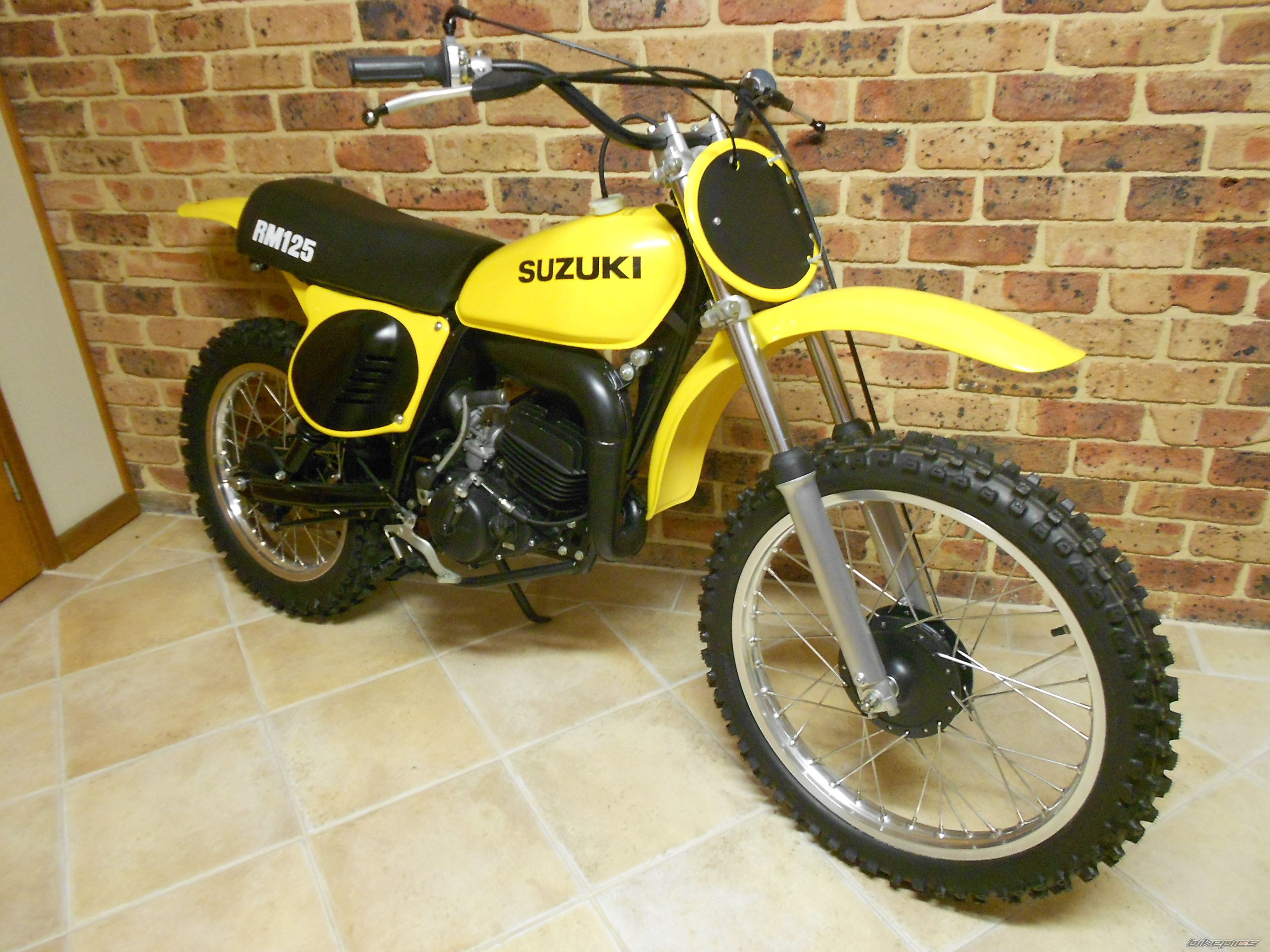 1976 SUZUKI RM 125 | Picture 2556969 motorcycle photo