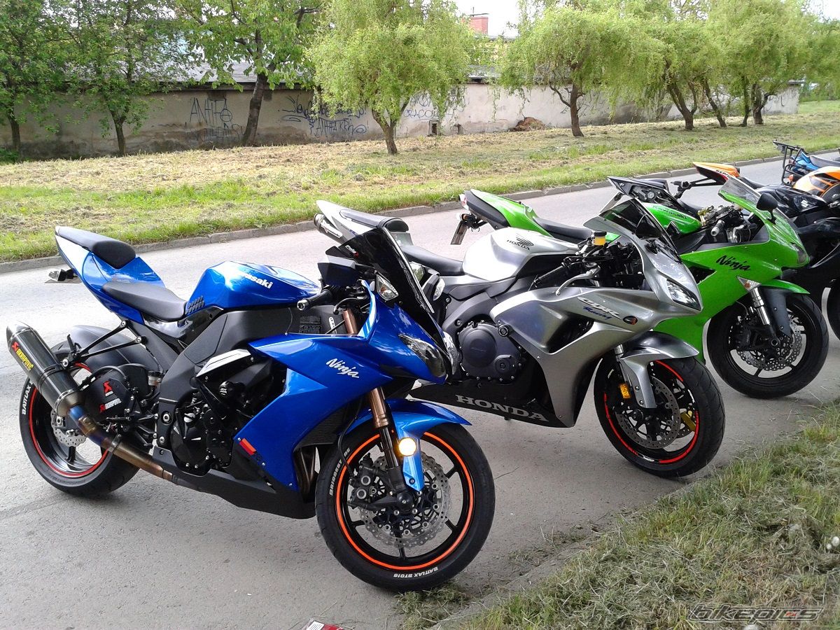 2008 KAWASAKI ZX 10R | Picture 2560100 motorcycle photo