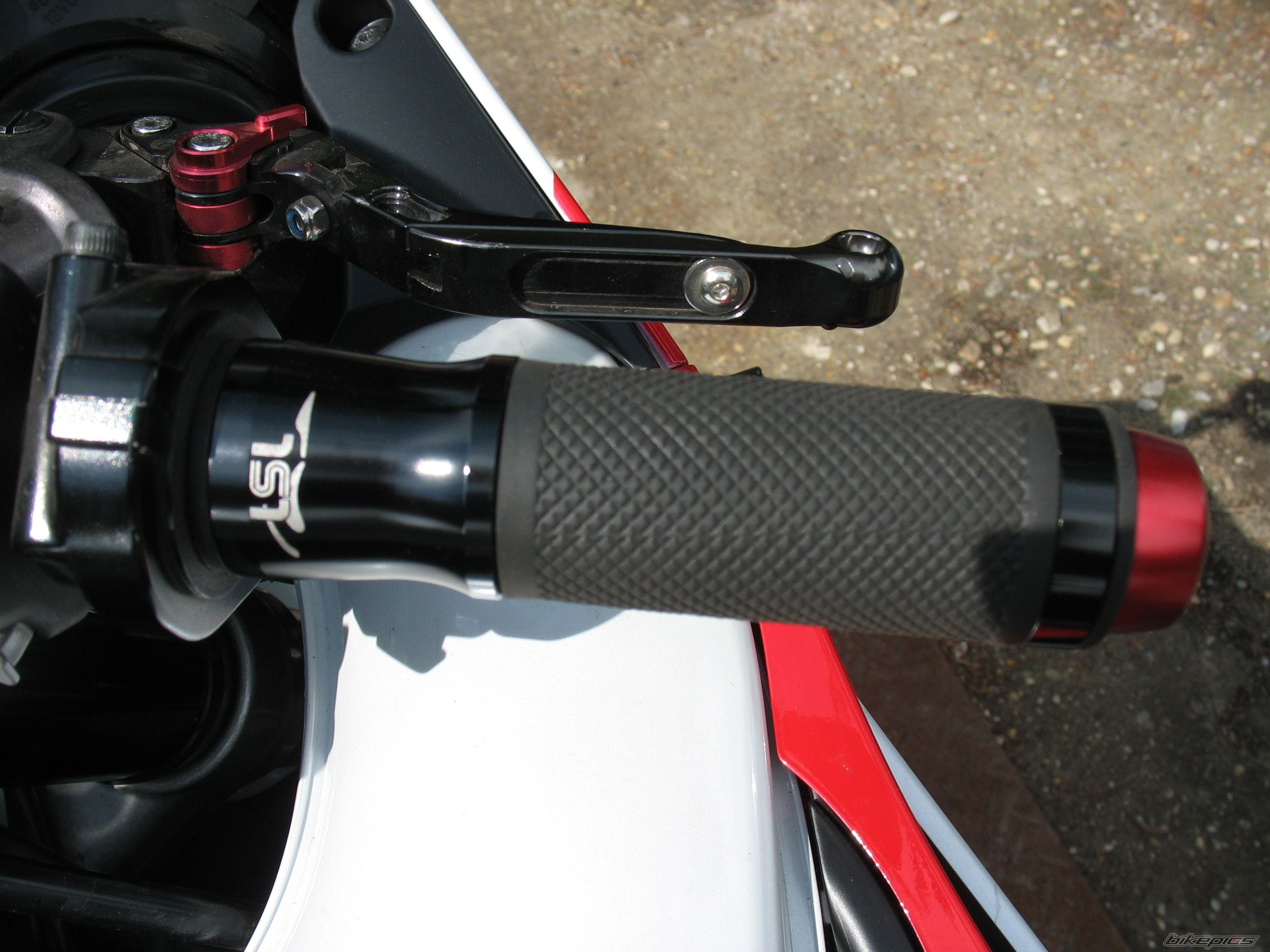 2007 YAMAHA YZF R1 | Picture 2560188 motorcycle photo