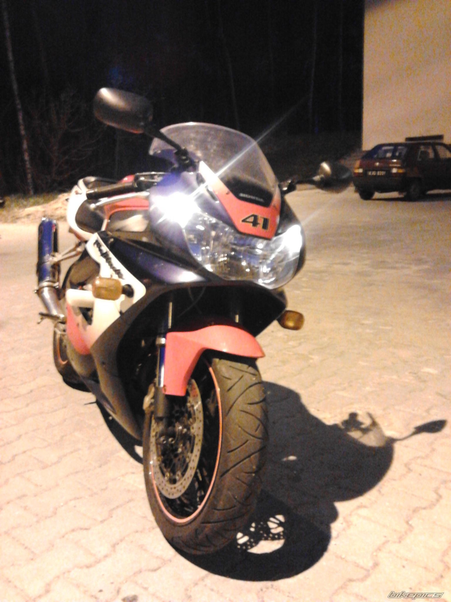 2000 HONDA CBR 929RR FIREBLADE | Picture 2560571 motorcycle photo