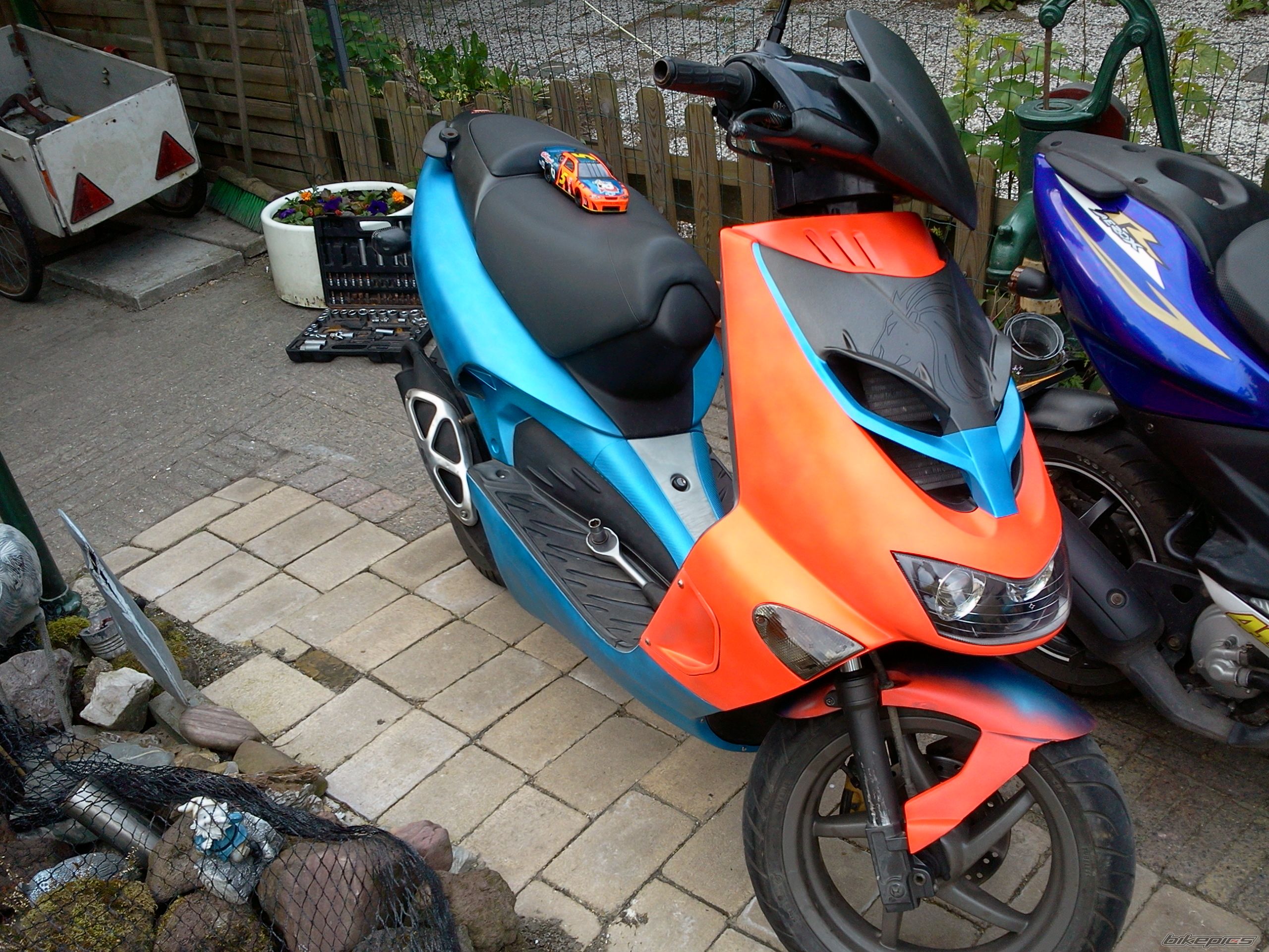 2005 APRILIA SR RACING 50 | Picture 2560675 motorcycle photo
