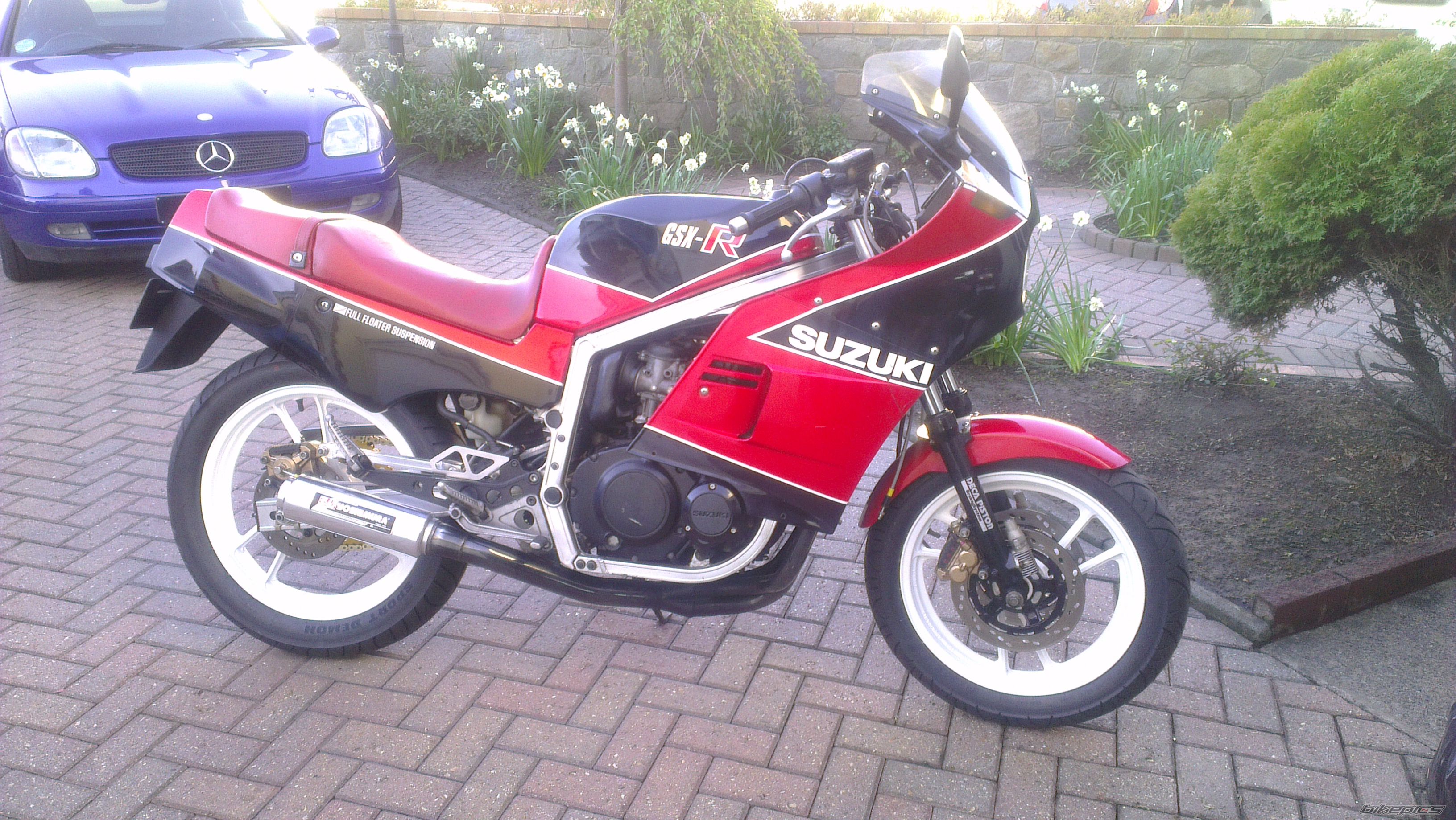 1984 SUZUKI GSX R 400 | Picture 2561262 motorcycle photo
