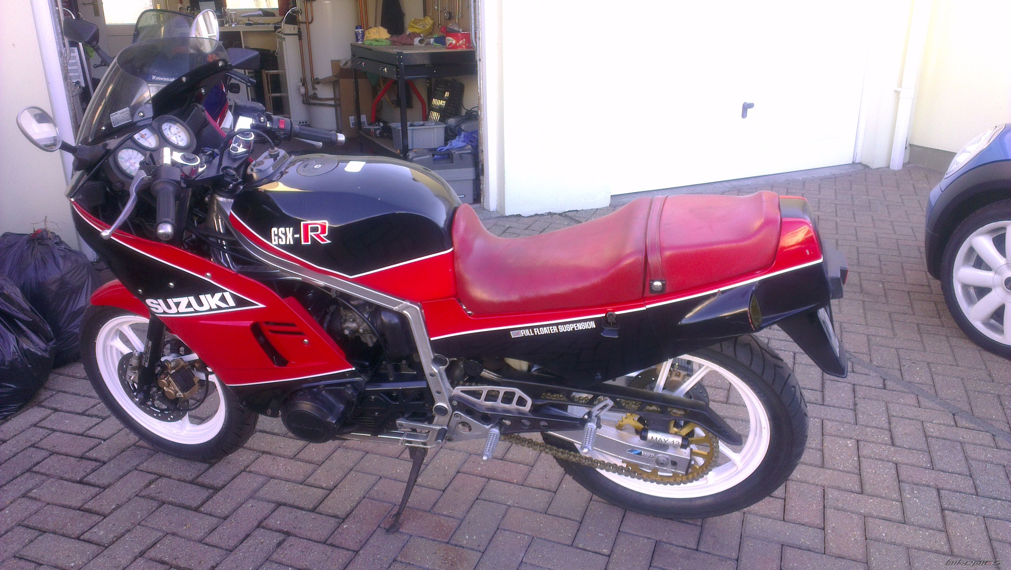 1984 SUZUKI GSX R 400 | Picture 2561265 motorcycle photo