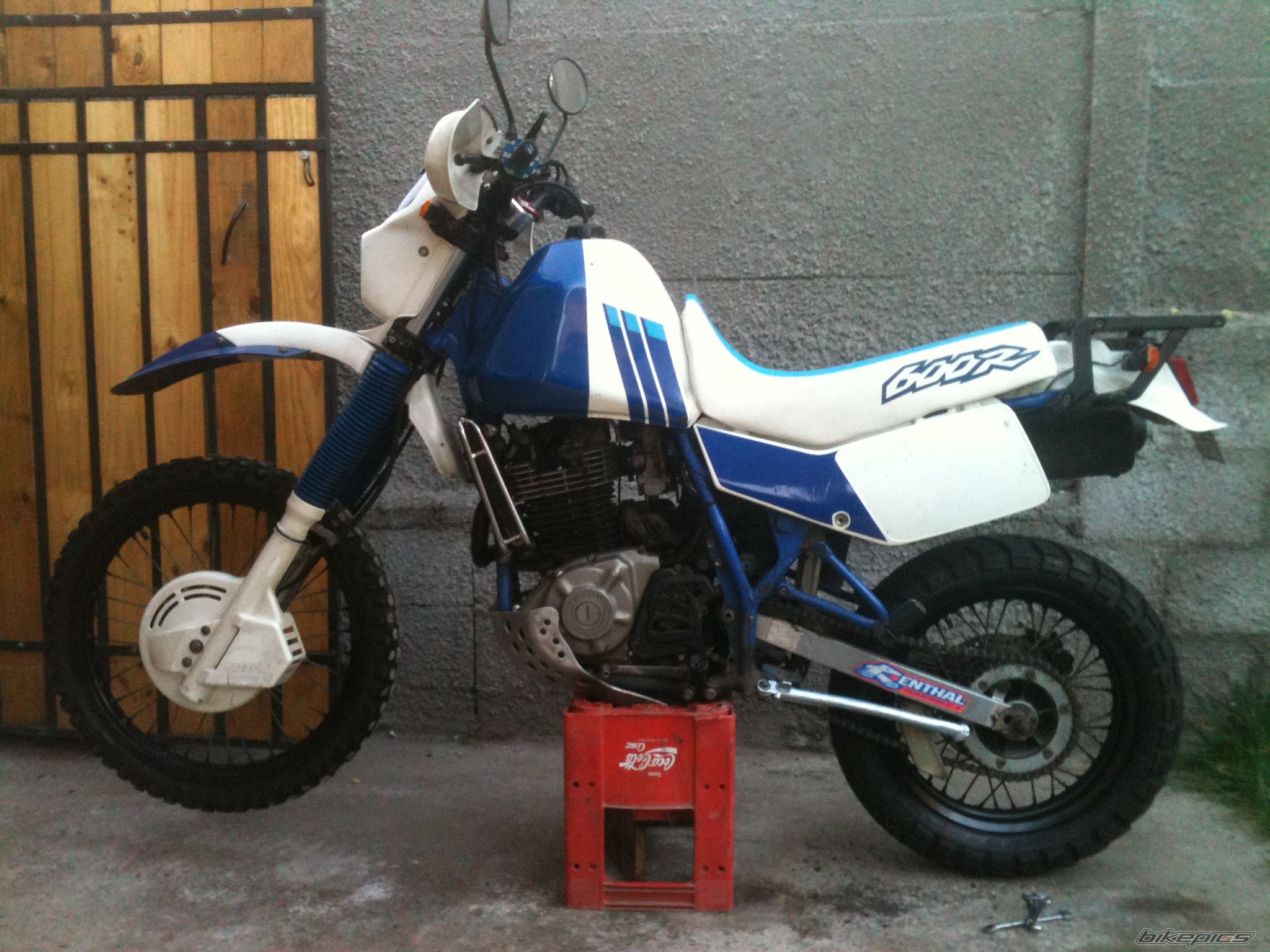 1989 SUZUKI DR 600 | Picture 2561671 motorcycle photo