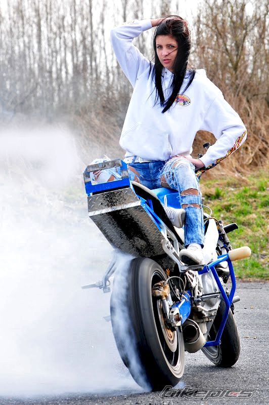 2001 HONDA CBR 600 F4I | Picture 2562722 motorcycle photo