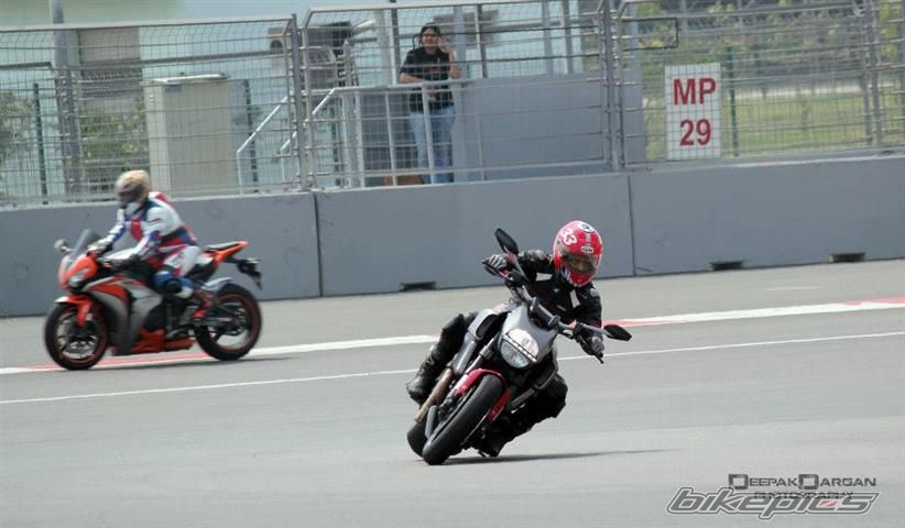 2012 DUCATI DIAVEL | Picture 2566416 motorcycle photo