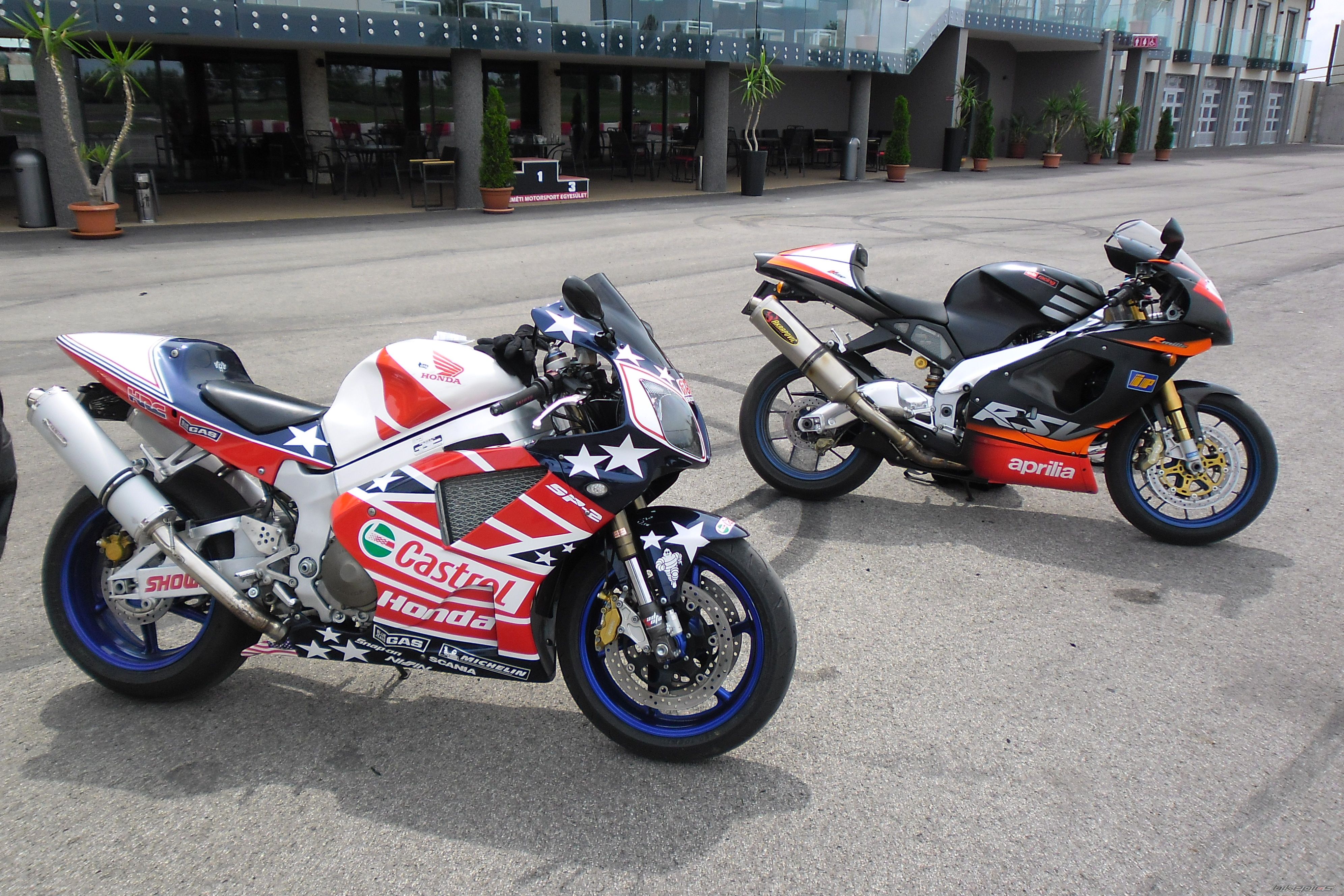 2002 APRILIA RSV 1000R MILLE | Picture 2566598 motorcycle photo