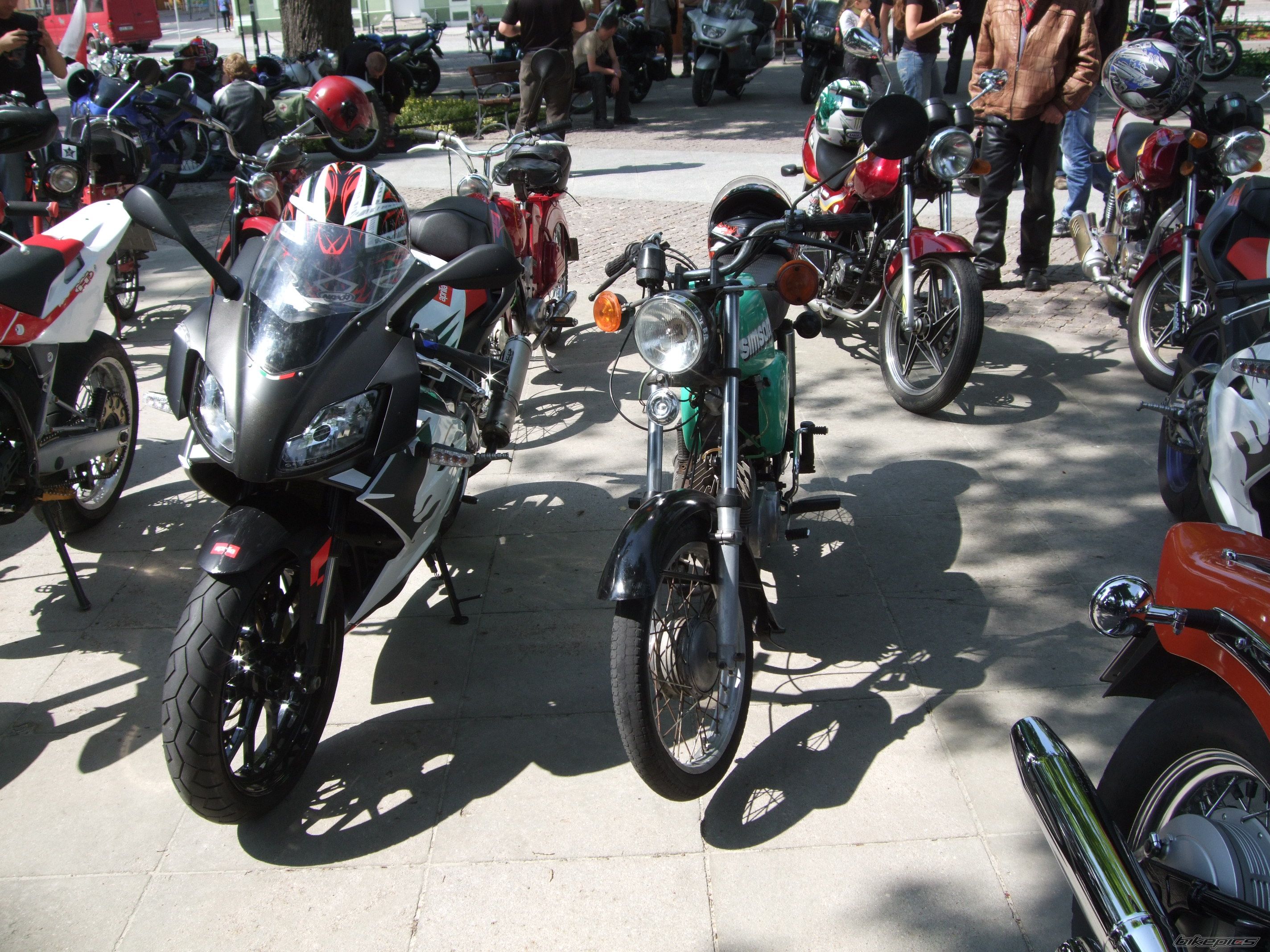    | Picture 2566870 motorcycle photo