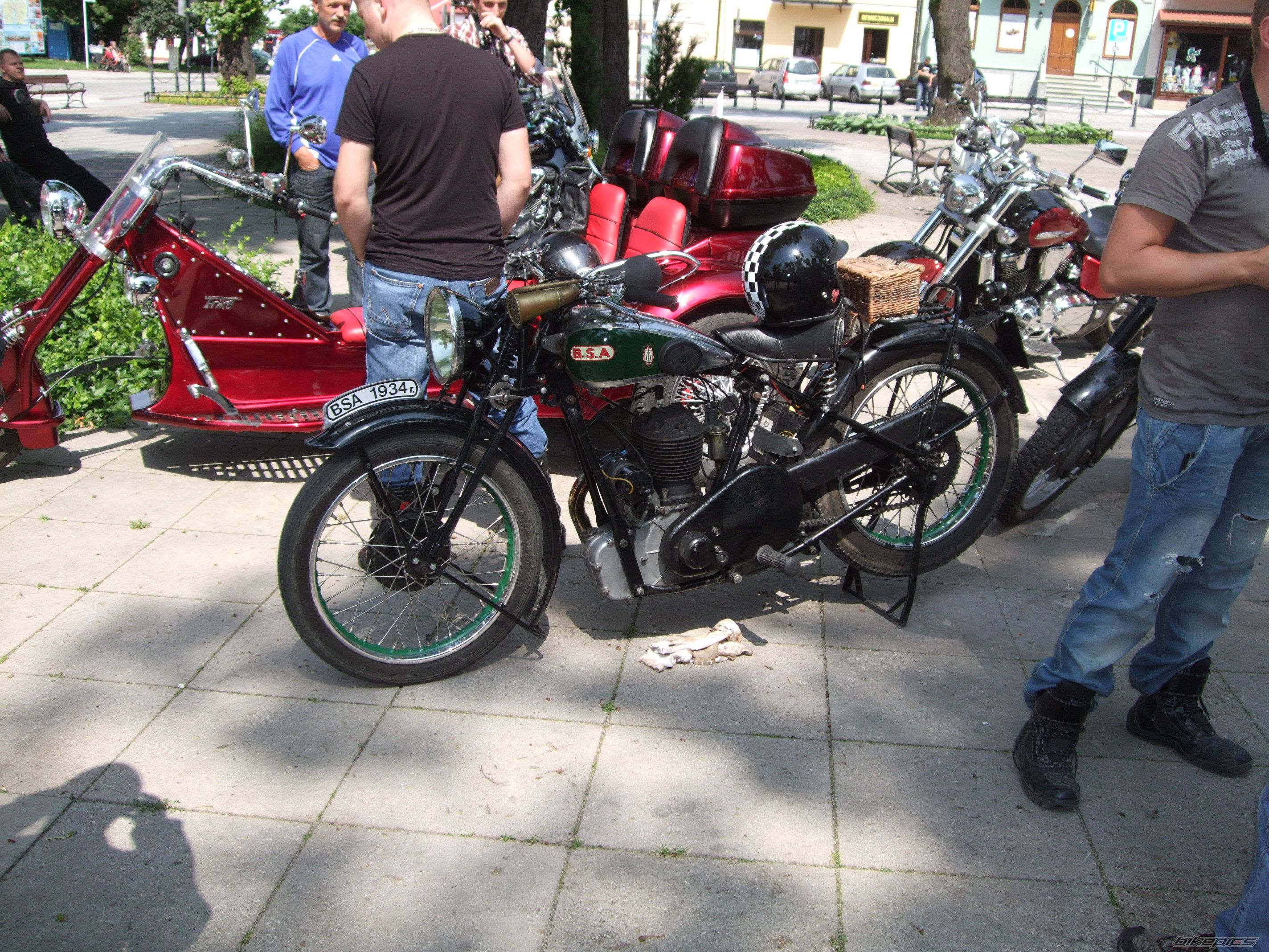    | Picture 2566882 motorcycle photo