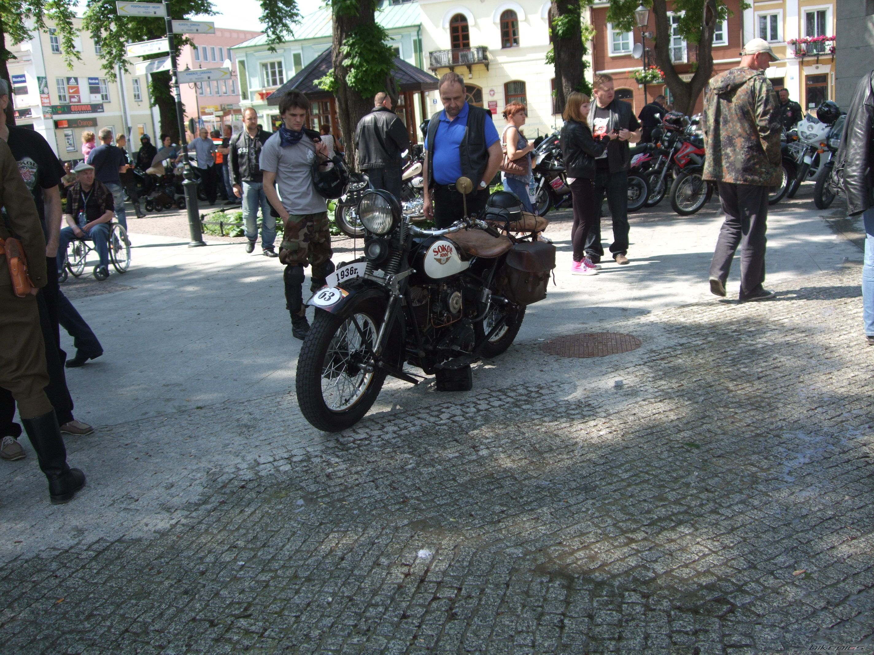    | Picture 2566890 motorcycle photo