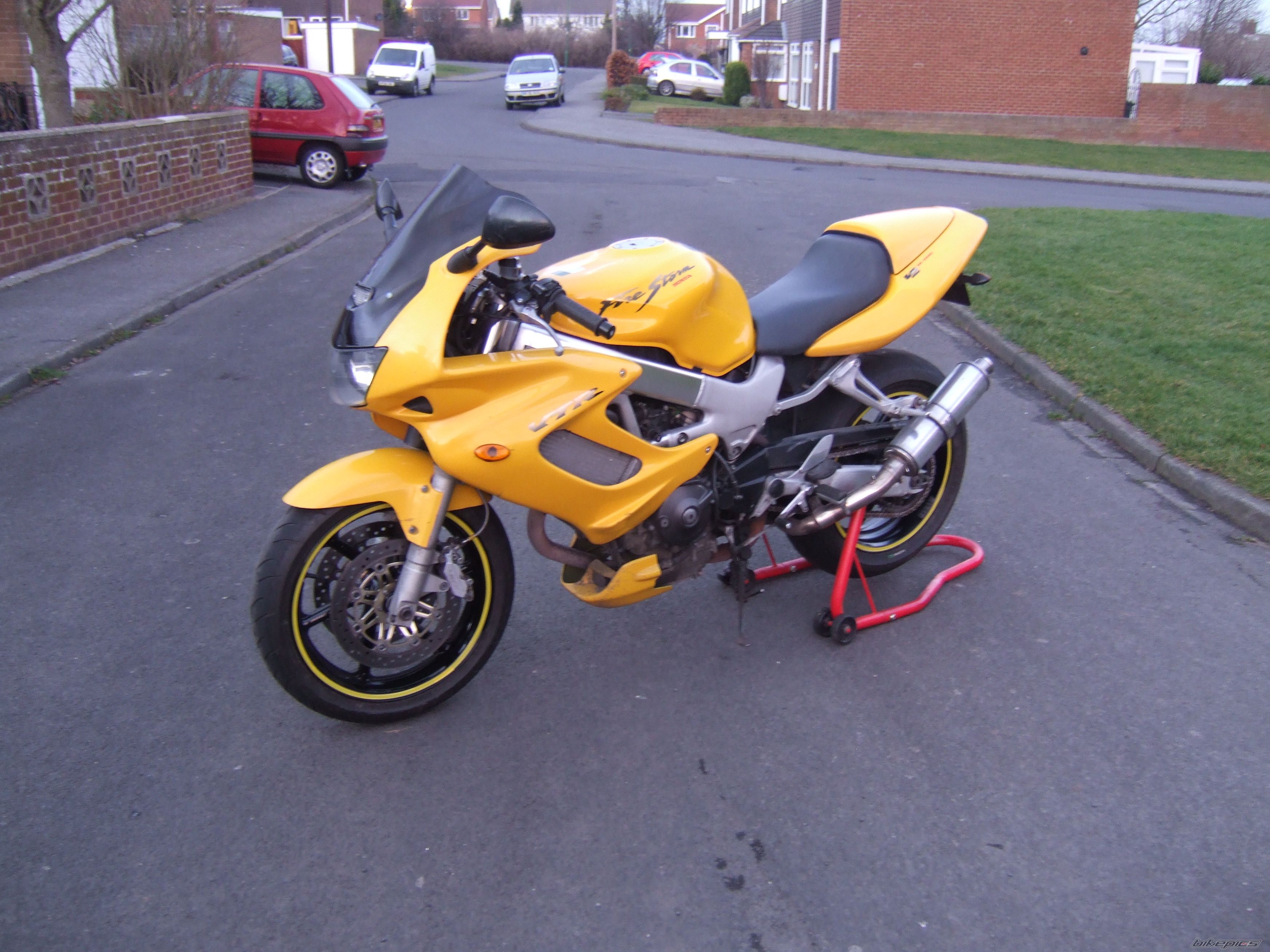 1997 HONDA VTR 1000 | Picture 2569096 motorcycle photo