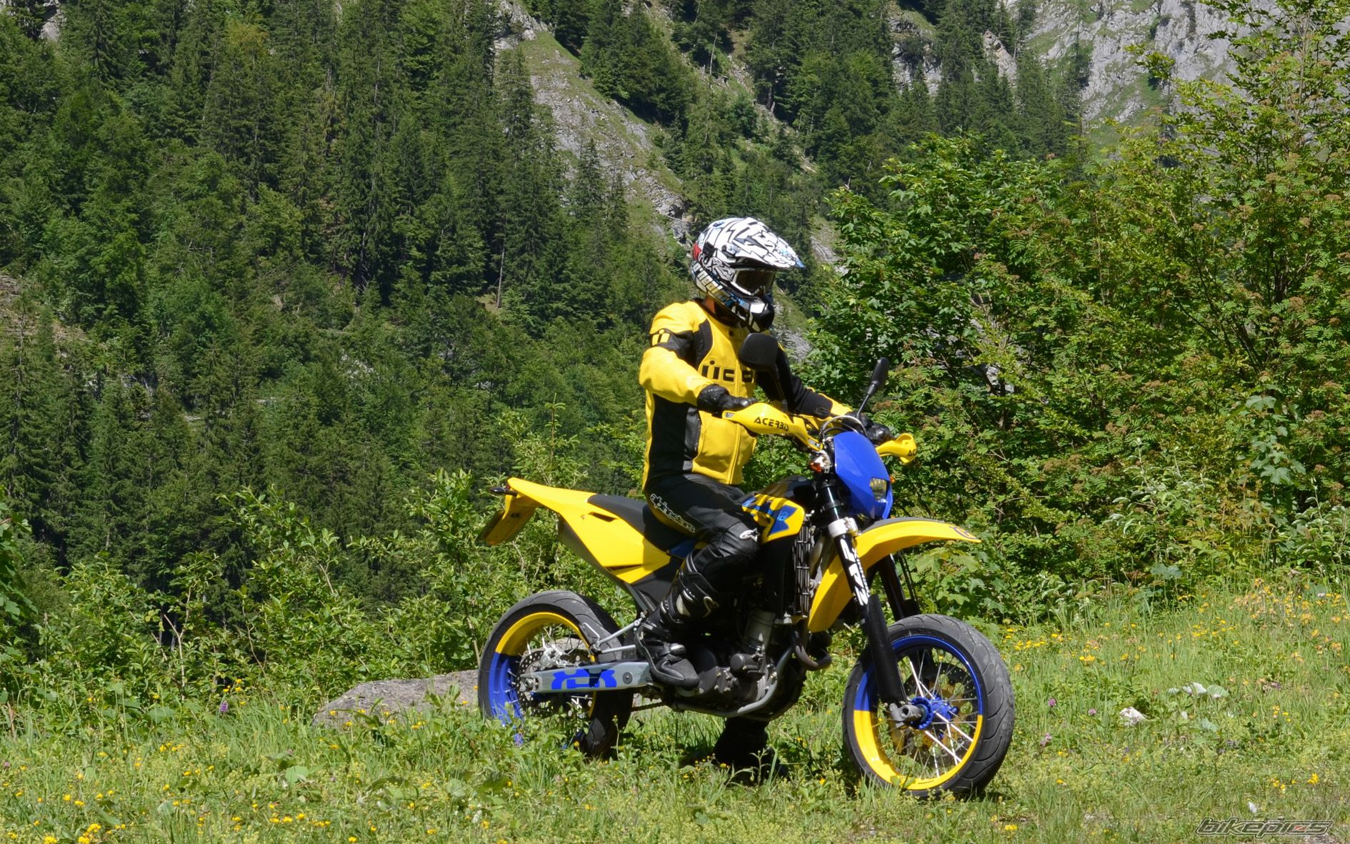 2572237 | Picture 2572237 motorcycle photo