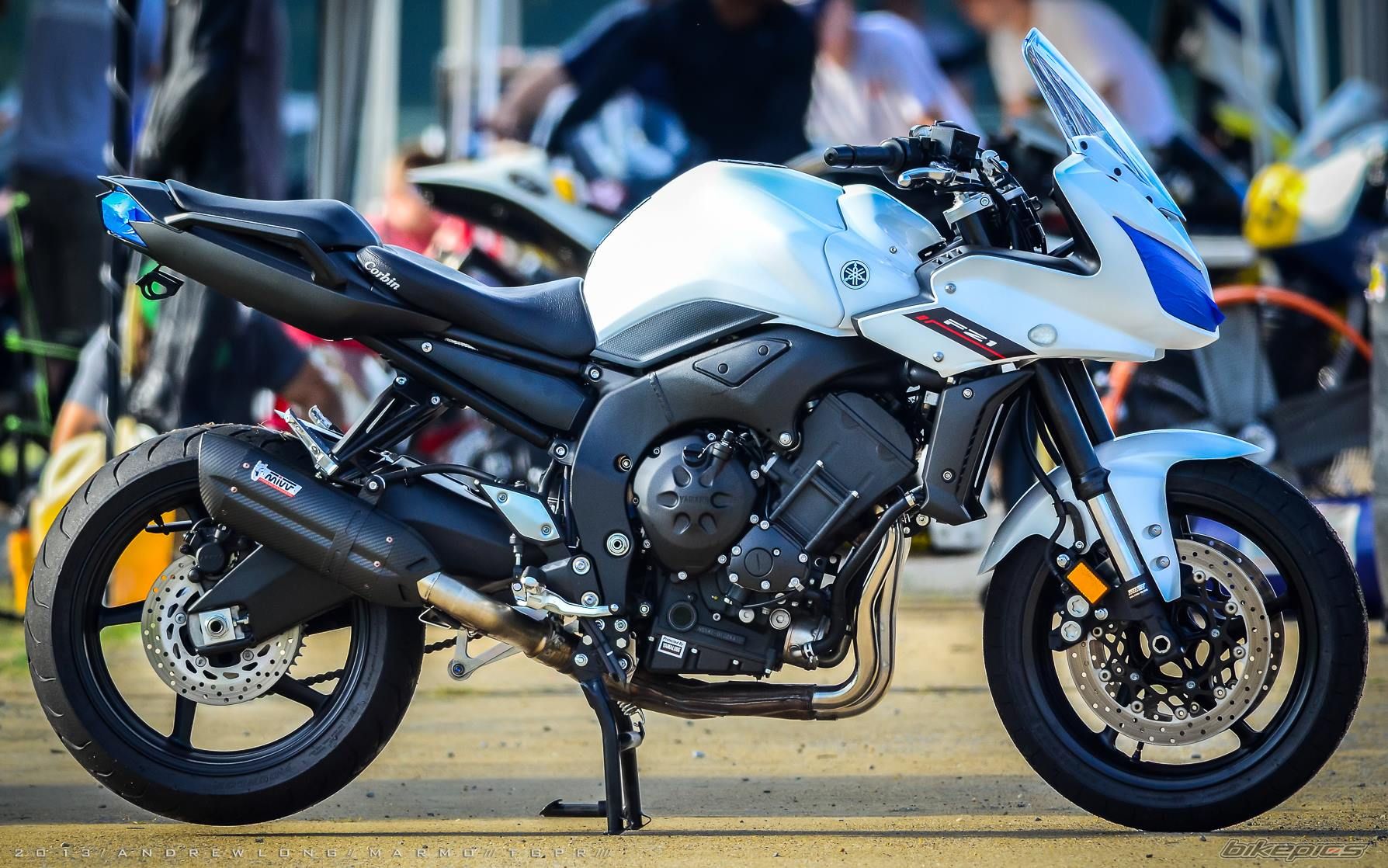 2012 YAMAHA FZ 1 | Picture 2573719 motorcycle photo