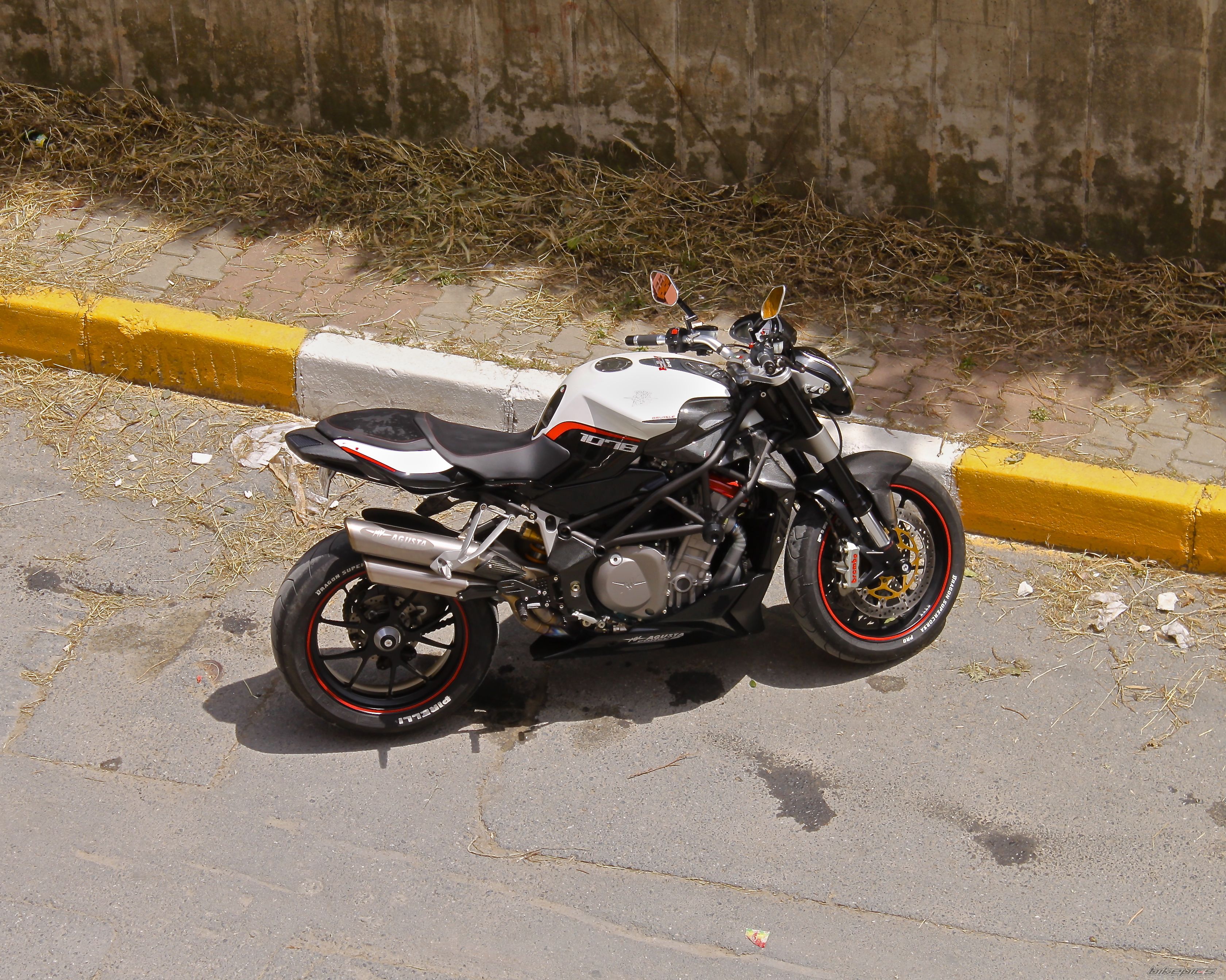 2009 MV AGUSTA BRUTALE 1078RR | Picture 2573786 motorcycle photo