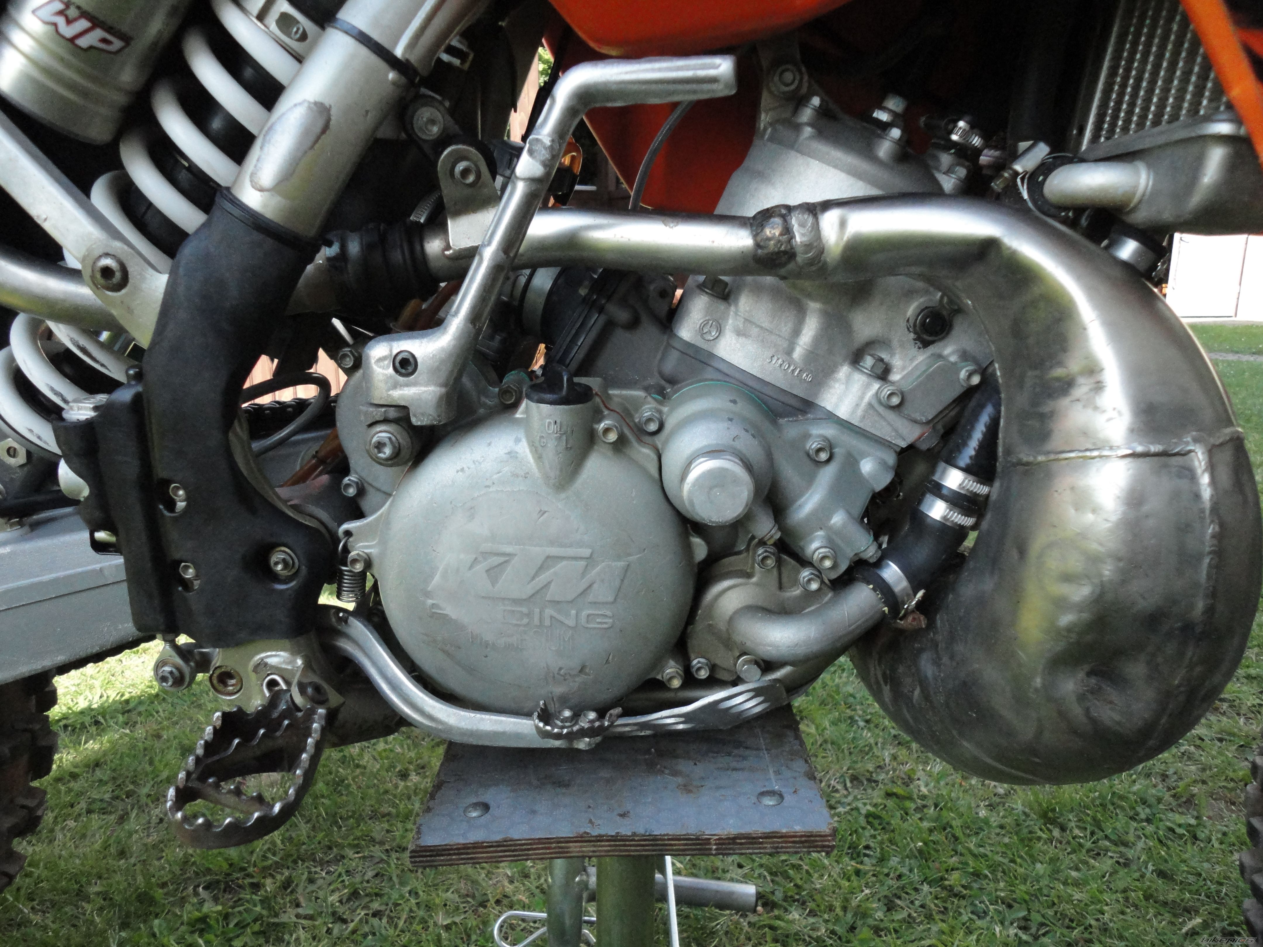 2005 KTM 200 EXC | Picture 2574005 motorcycle photo
