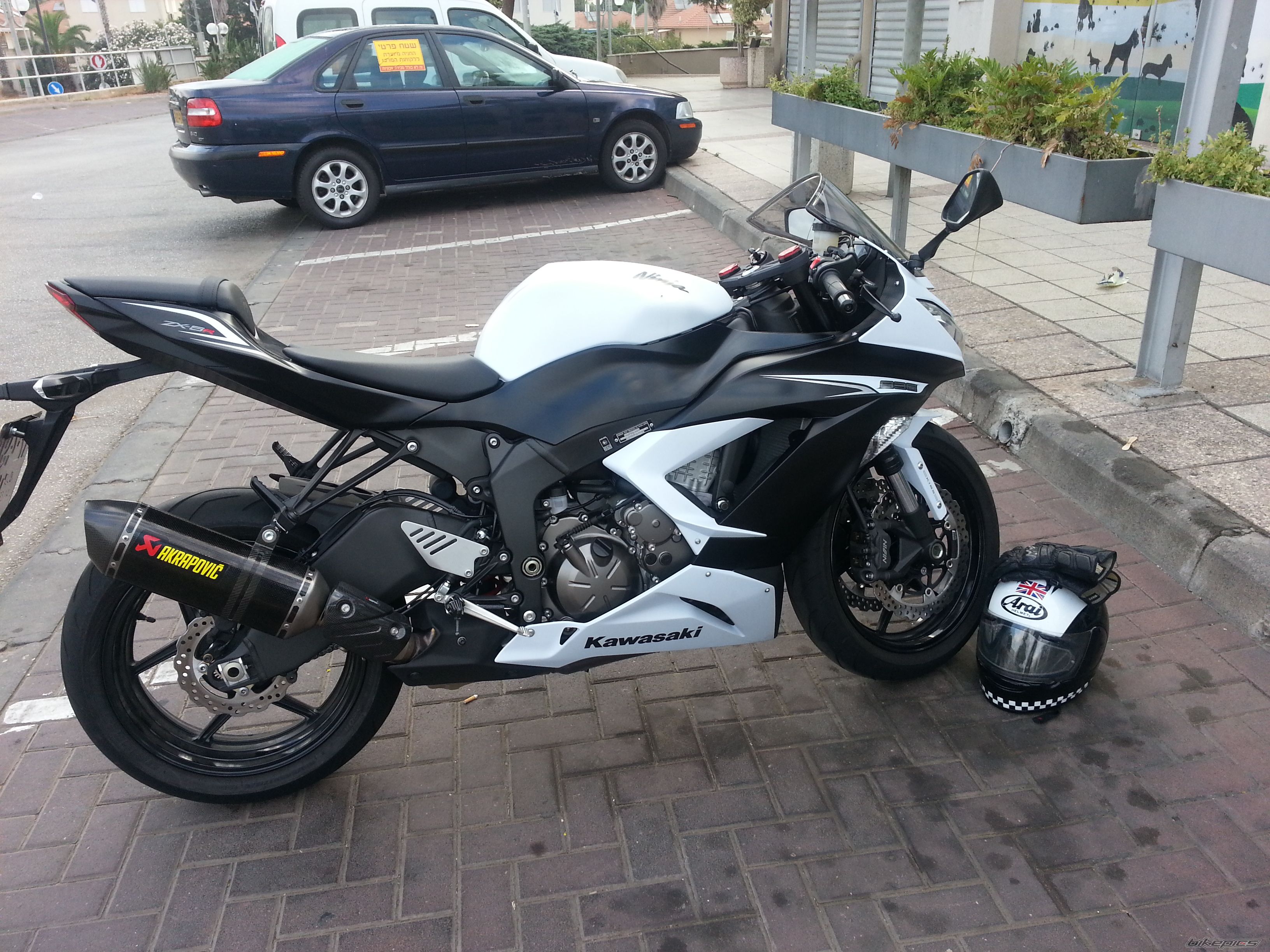 2013 KAWASAKI NINJA ZX6R 636 | Picture 2574015 motorcycle photo