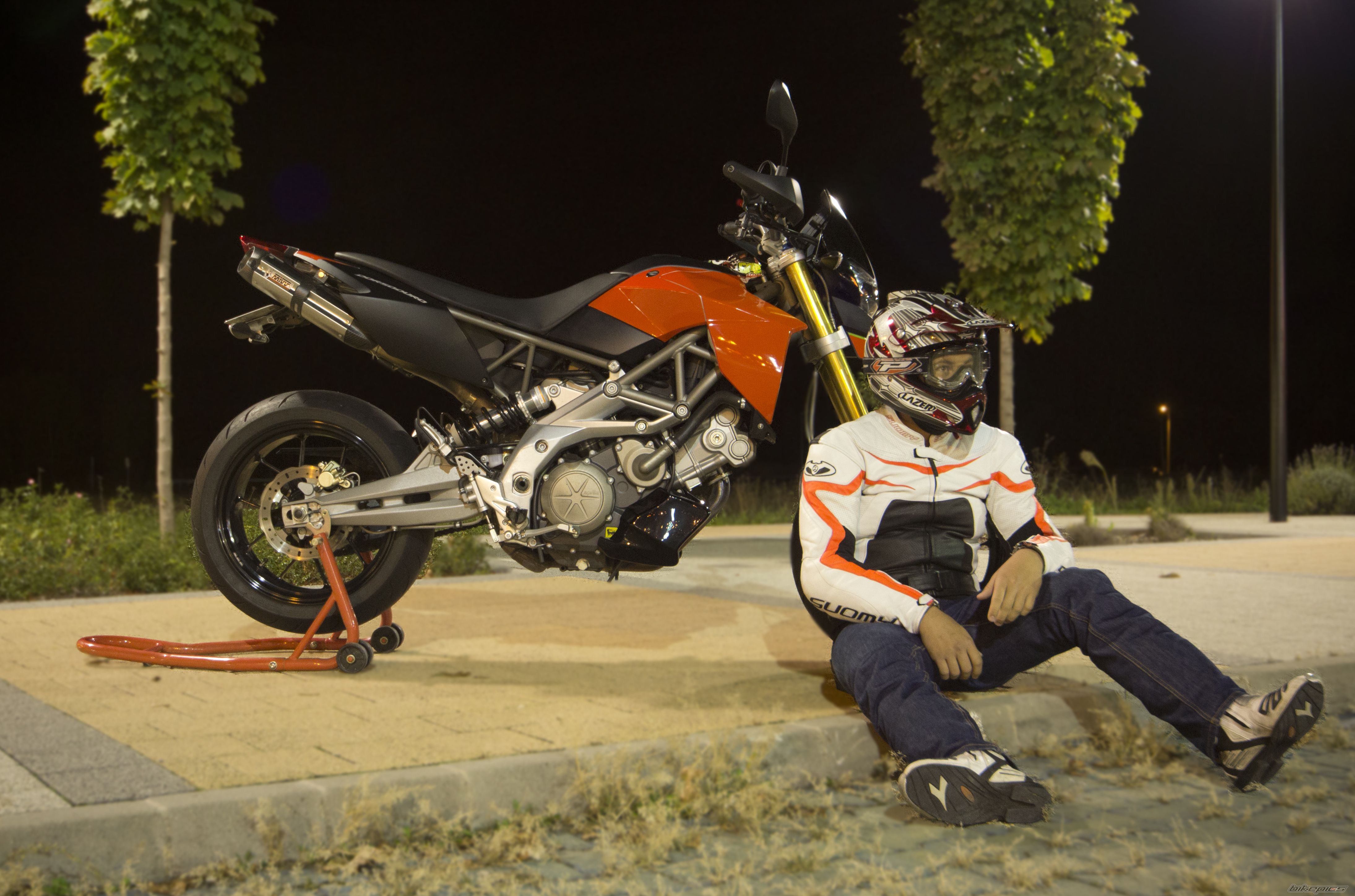 2012 APRILIA DORSODURO | Picture 2574320 motorcycle photo