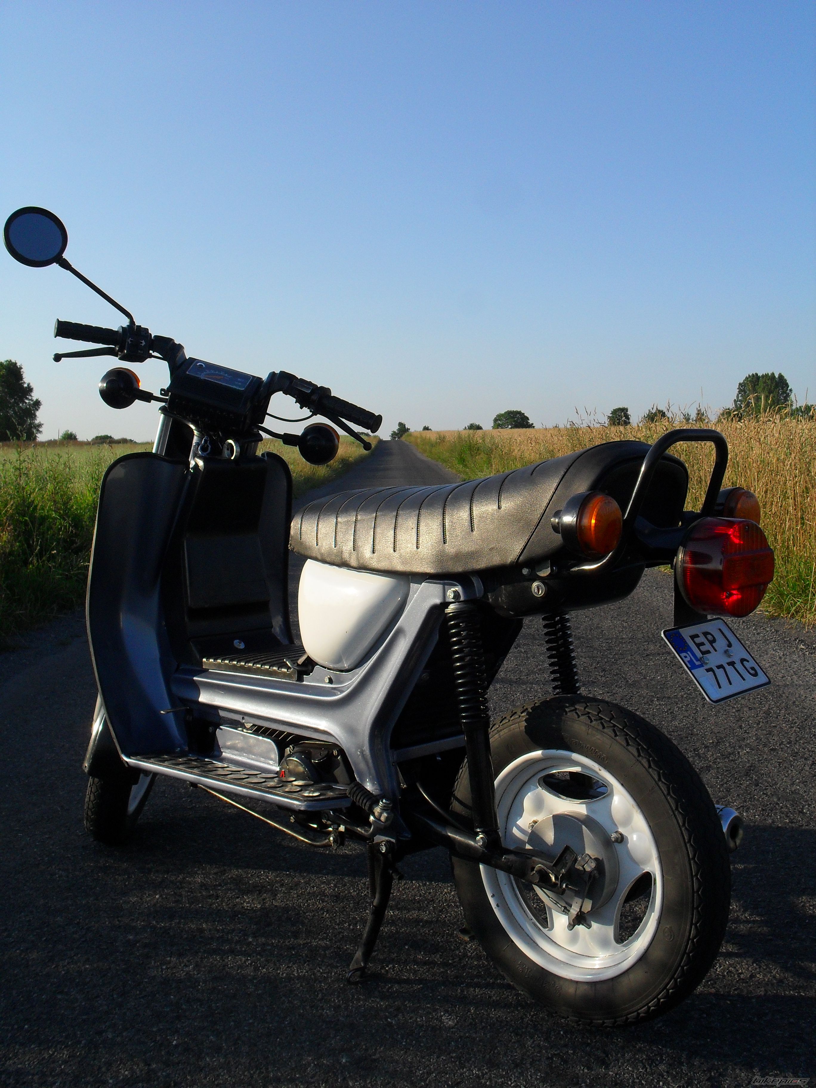 1989 SIMSON SR 50 | Picture 2574857 motorcycle photo