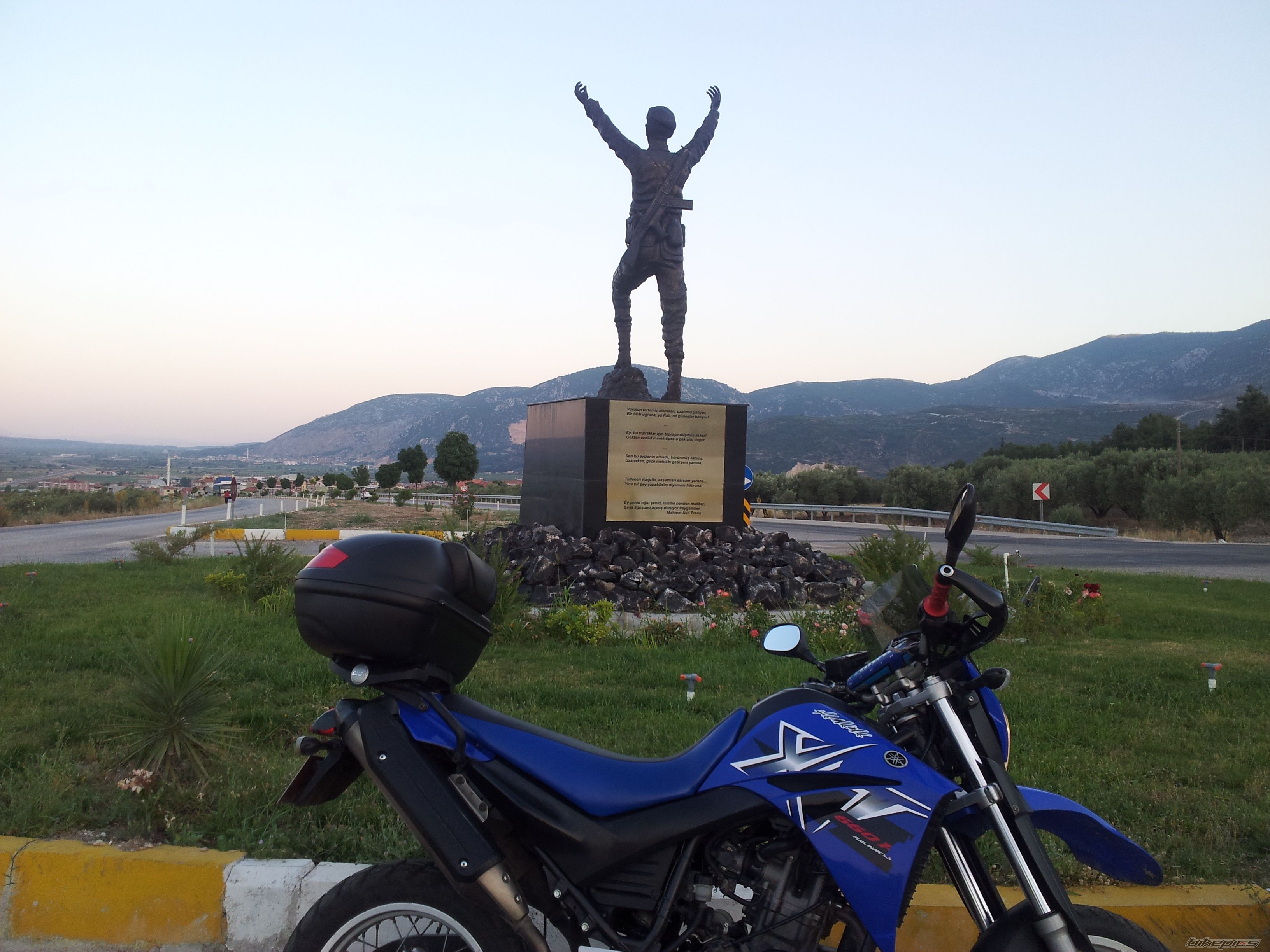 2007 YAMAHA XT660R | Picture 2575752 motorcycle photo